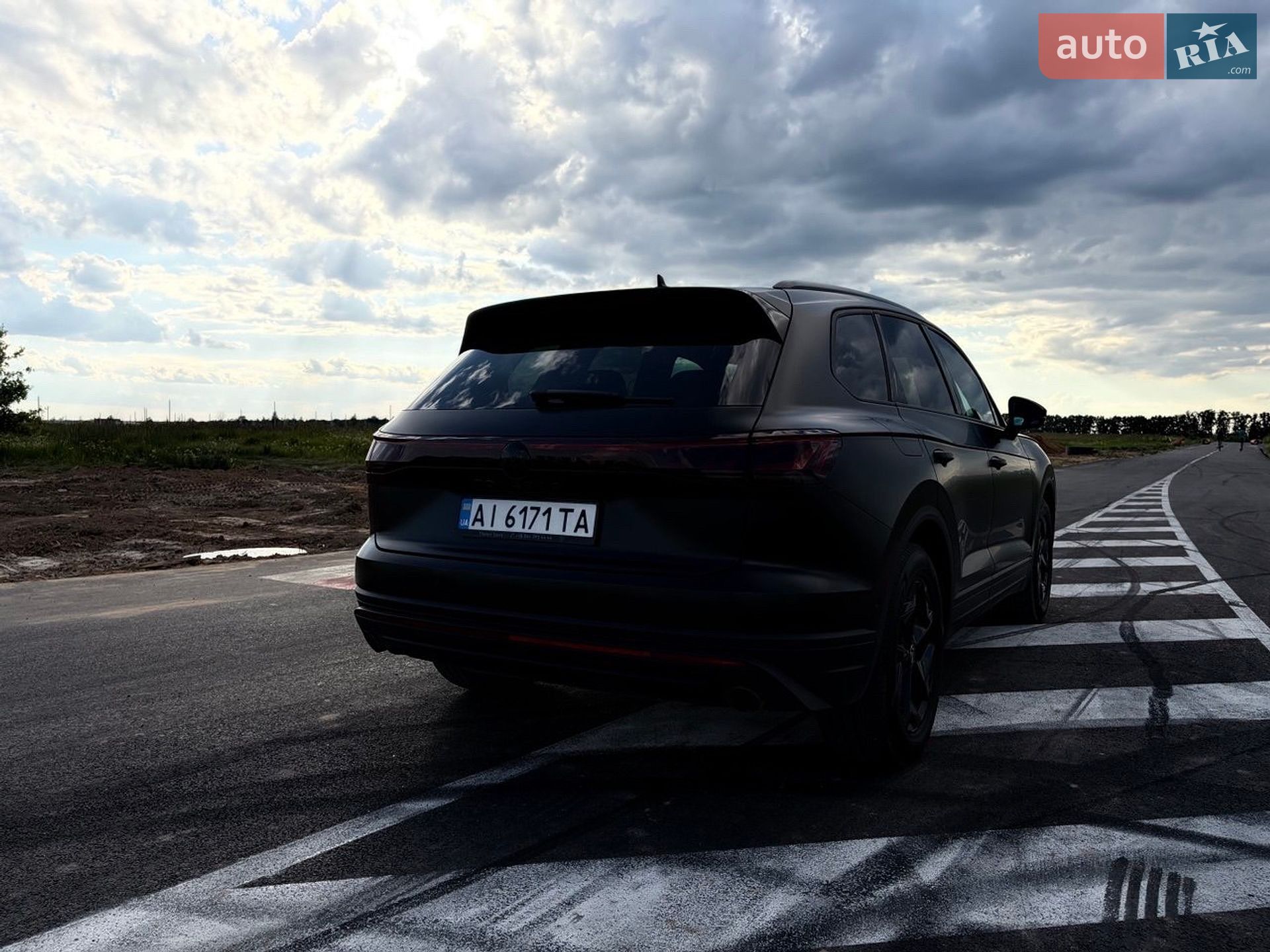 Volkswagen Touareg 2024 VIN WVGZZZCR7SD001262 фото оголошення 15 з 30