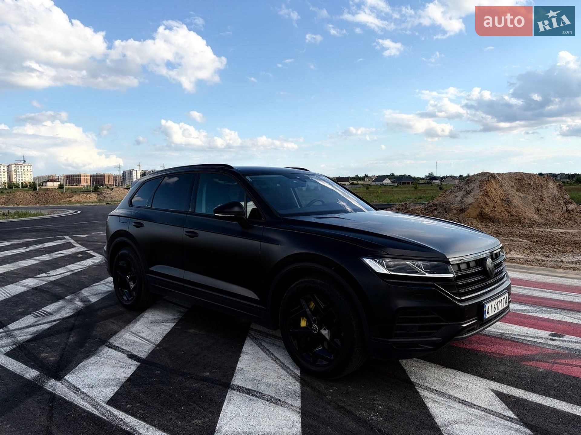 Volkswagen Touareg 2024 VIN WVGZZZCR7SD001262 фото оголошення 16 з 30