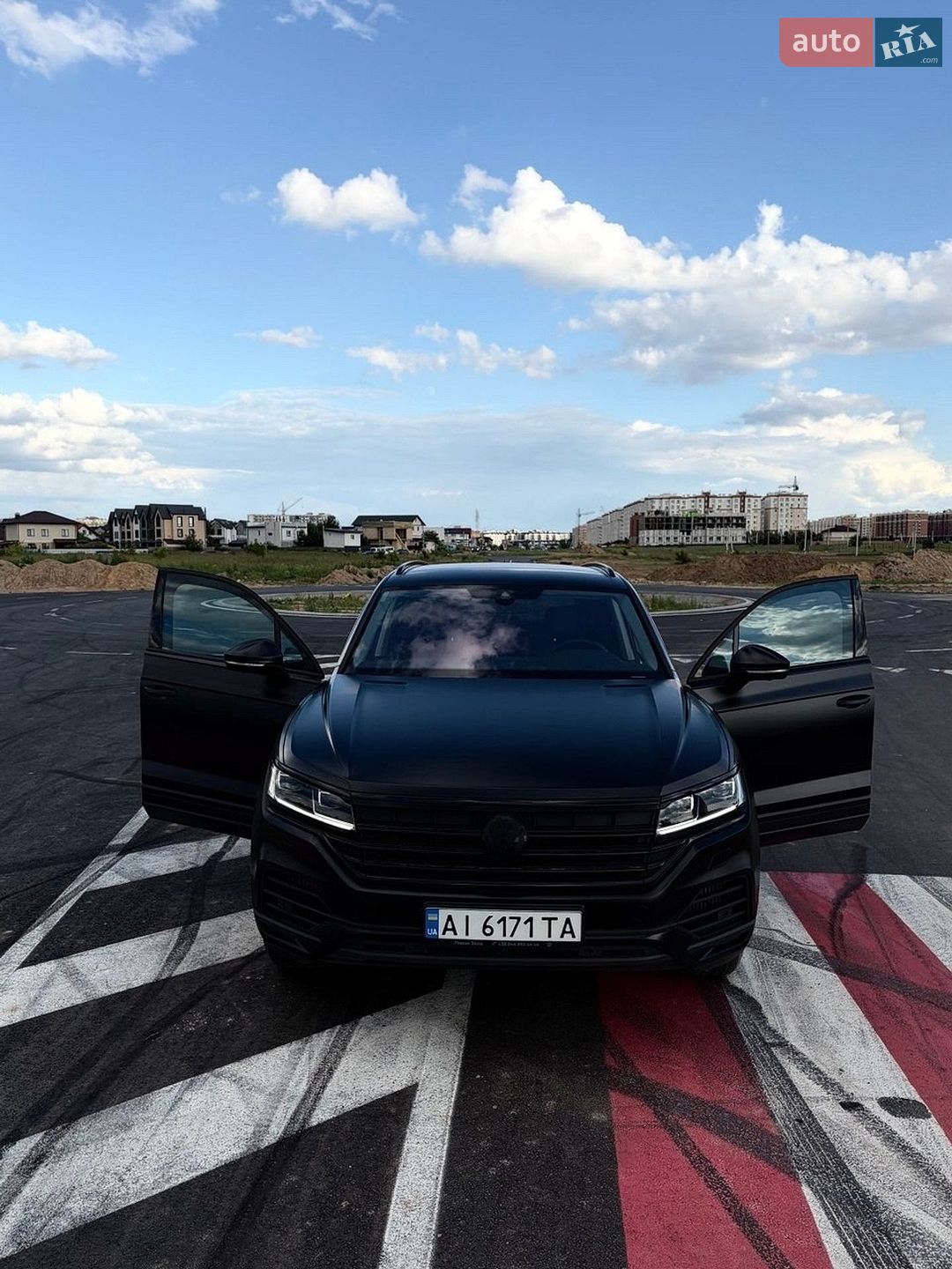 Volkswagen Touareg 2024 VIN WVGZZZCR7SD001262 фото оголошення 21 з 30