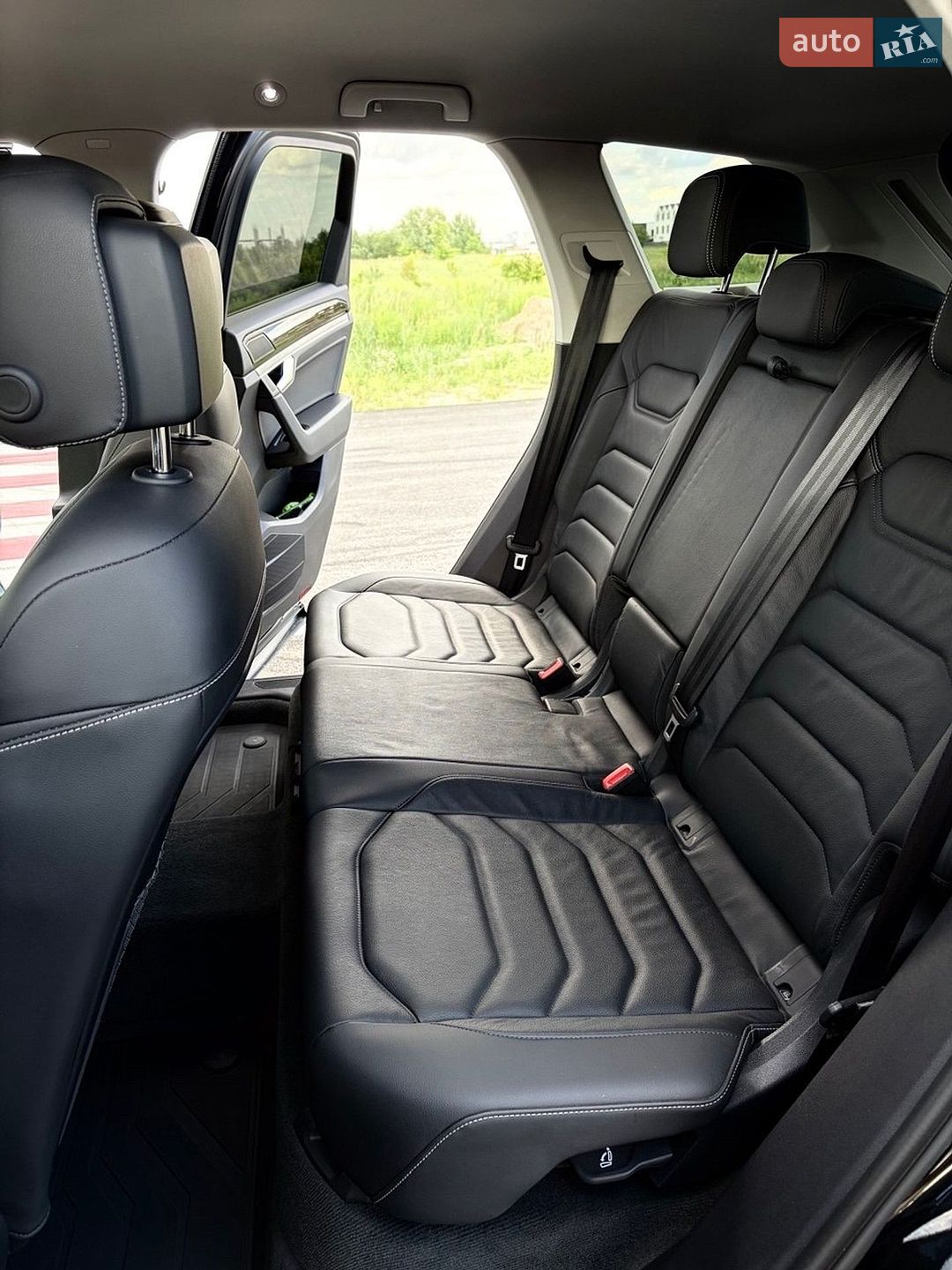 Volkswagen Touareg 2024 VIN WVGZZZCR7SD001262 фото оголошення 23 з 30