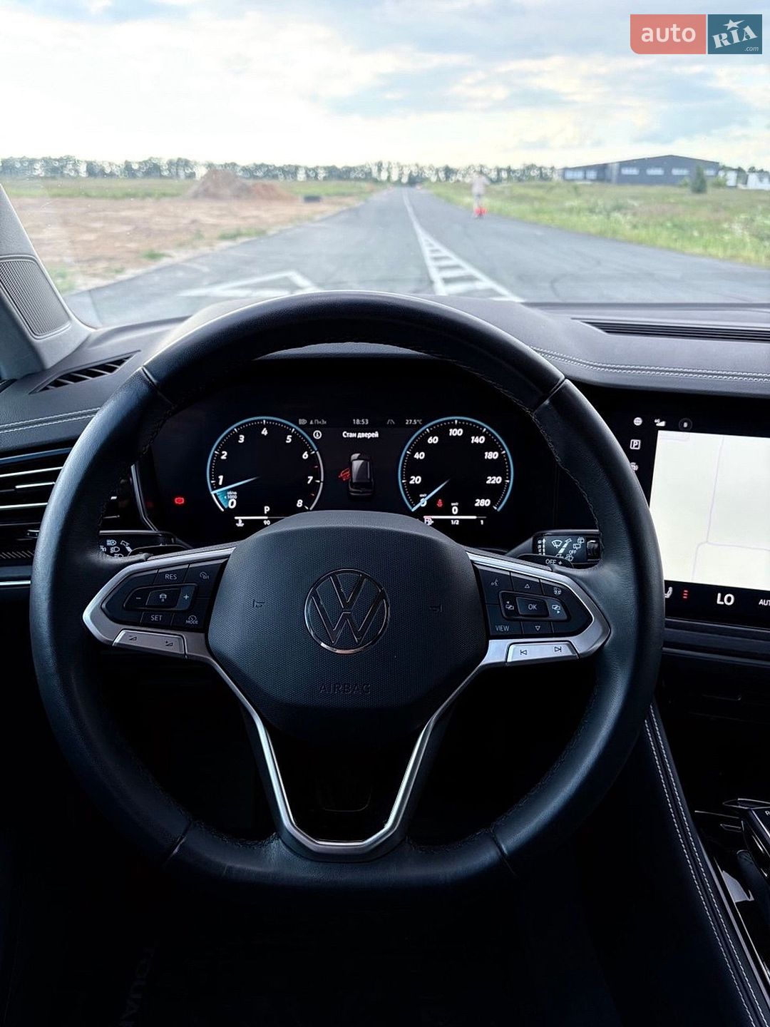Volkswagen Touareg 2024 VIN WVGZZZCR7SD001262 фото оголошення 29 з 30