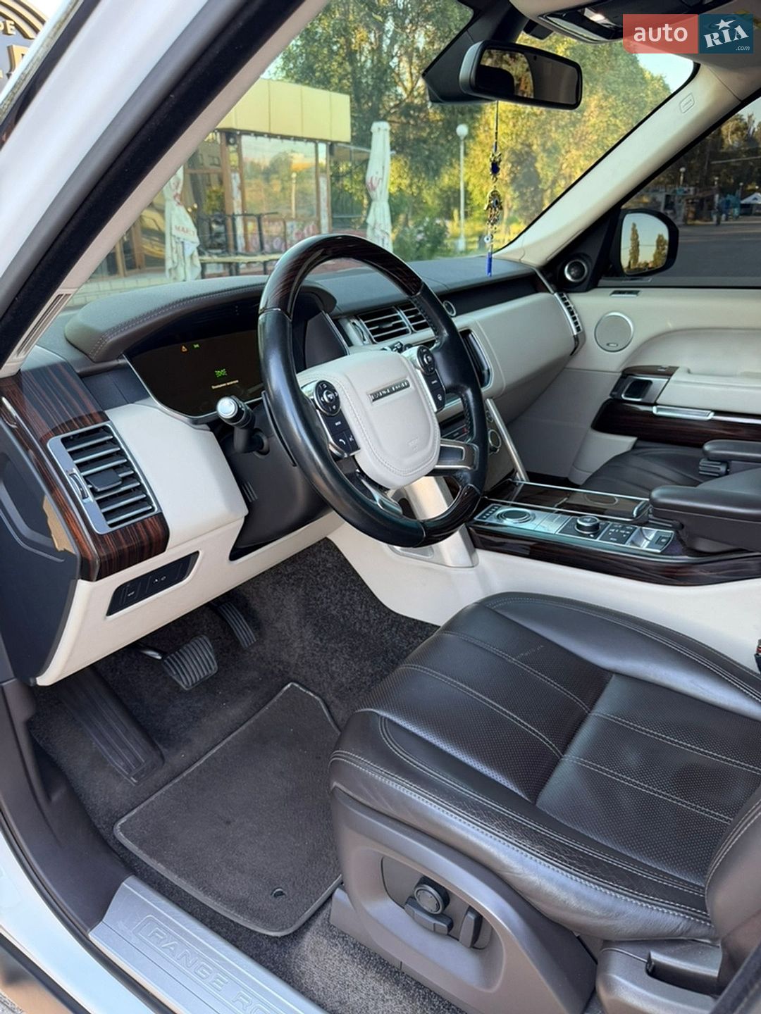 Land Rover Range Rover 2015 VIN SALGA2KFXGA256846 фото оголошення 6 з 17