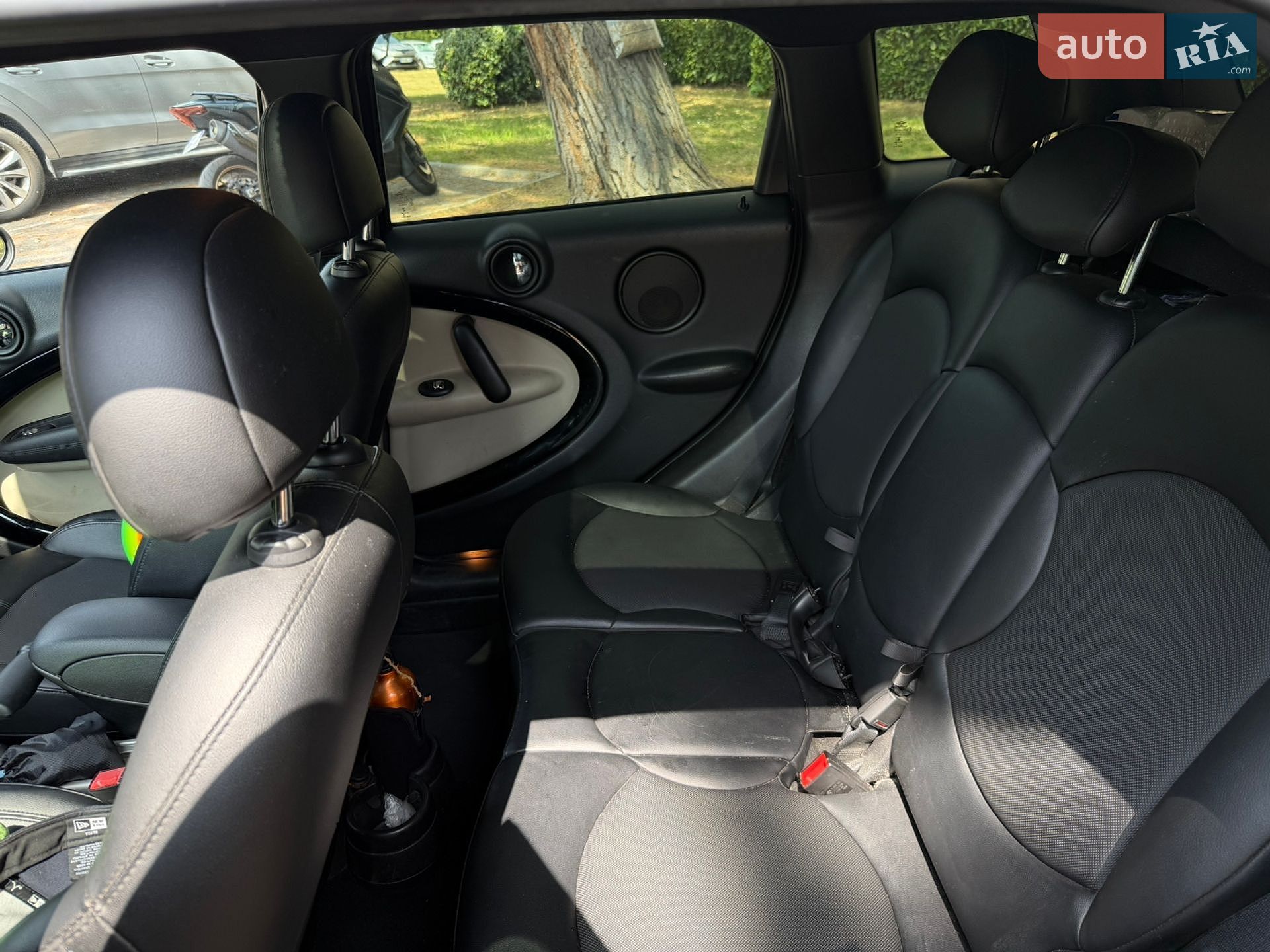 Mini Cooper 2016 VIN WMWZC3C57GWT09380 фото оголошення 12 з 22