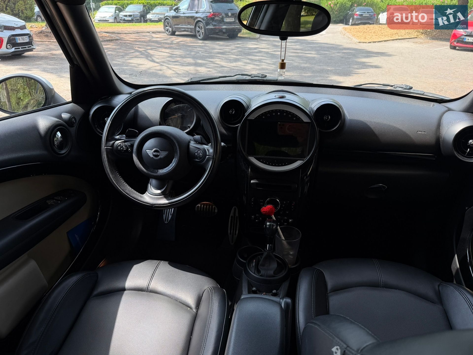 Mini Cooper 2016 VIN WMWZC3C57GWT09380 фото оголошення 14 з 22