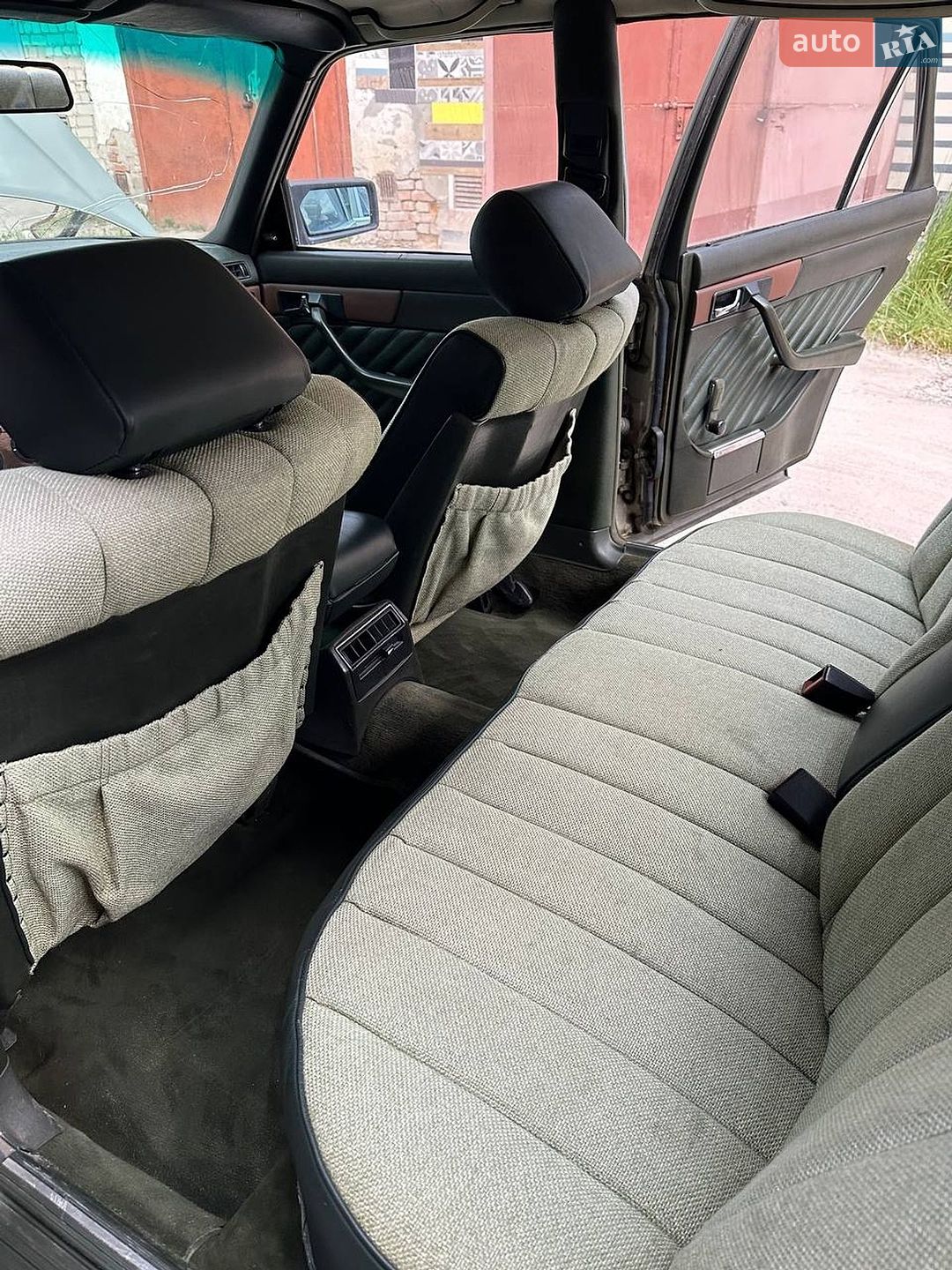 Mercedes-Benz S-Class 1985 VIN WDB1260221A132141 фото оголошення 4 з 12
