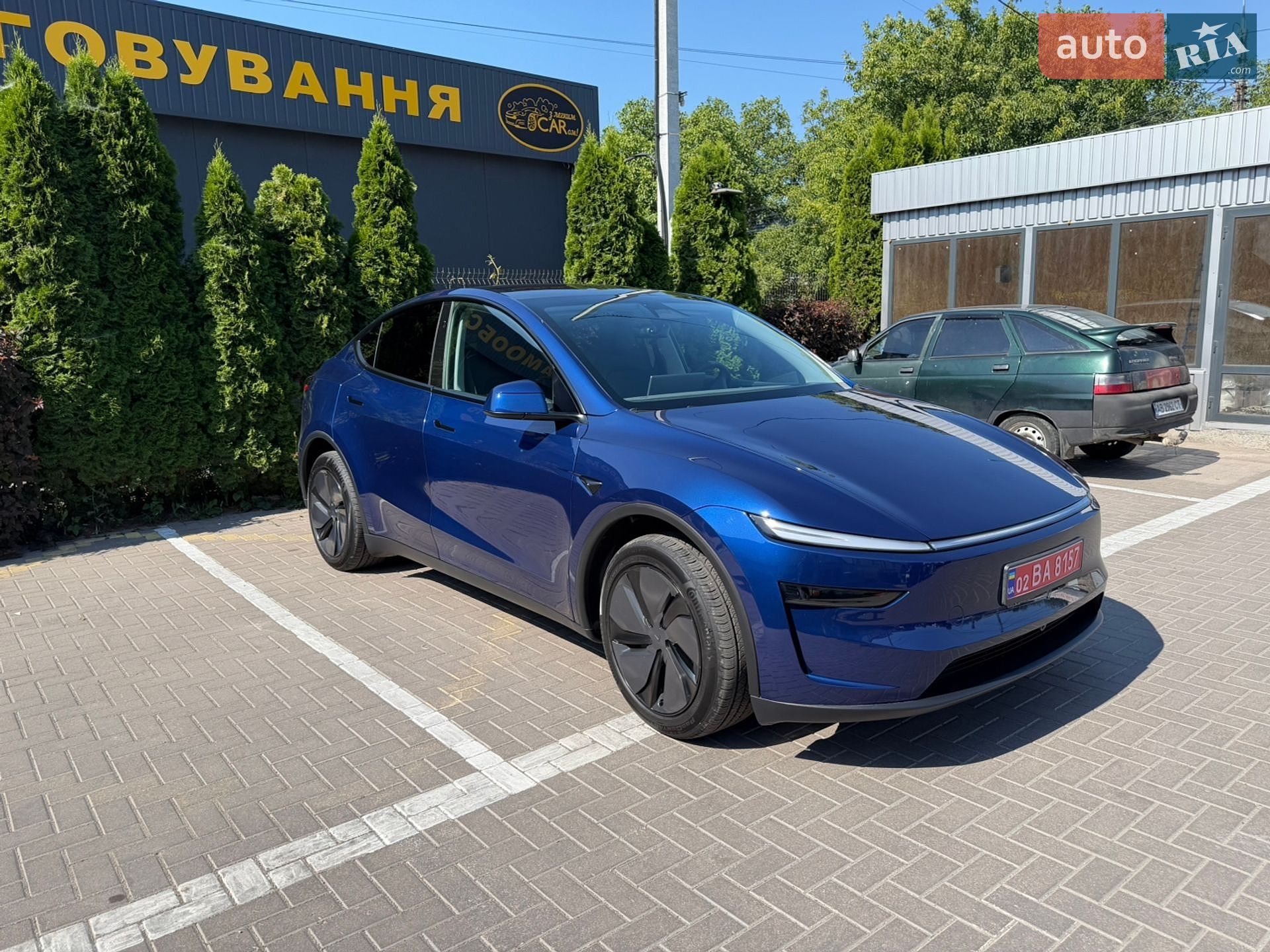 Tesla Model Y 2025 VIN 7SAYGDEE4TF453881 фото оголошення 7 з 17