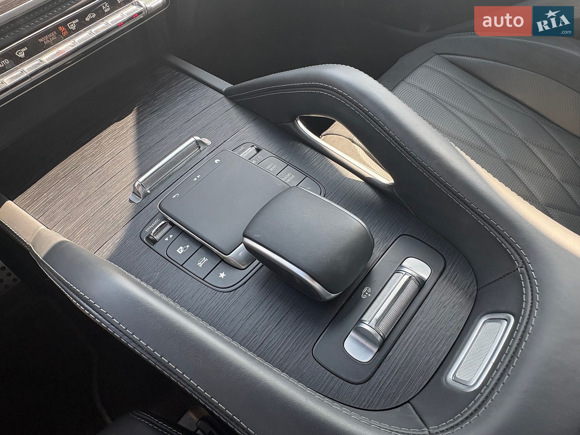 Mercedes-Benz GLE-Class Coupe 2024 VIN W1NFD6BB4RB187625 фото оголошення 32 з 49