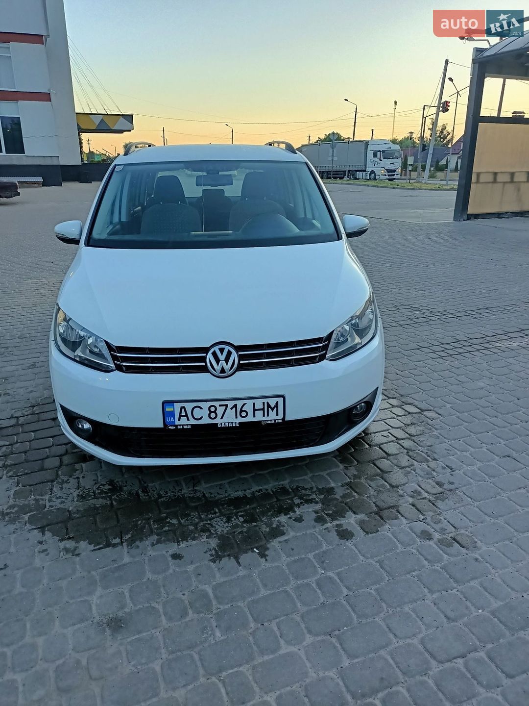 Volkswagen Touran 2014 VIN WVGZZZ1TZFW013989 фото оголошення 4 з 6