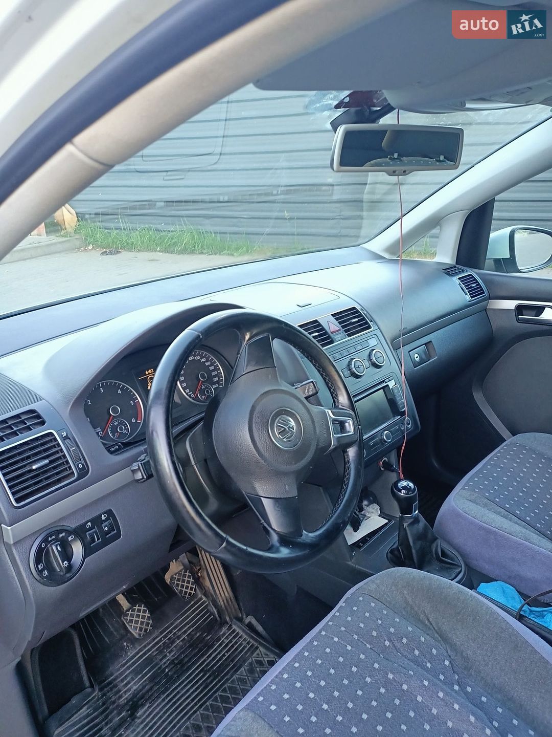 Volkswagen Touran 2014 VIN WVGZZZ1TZFW013989 фото оголошення 6 з 6