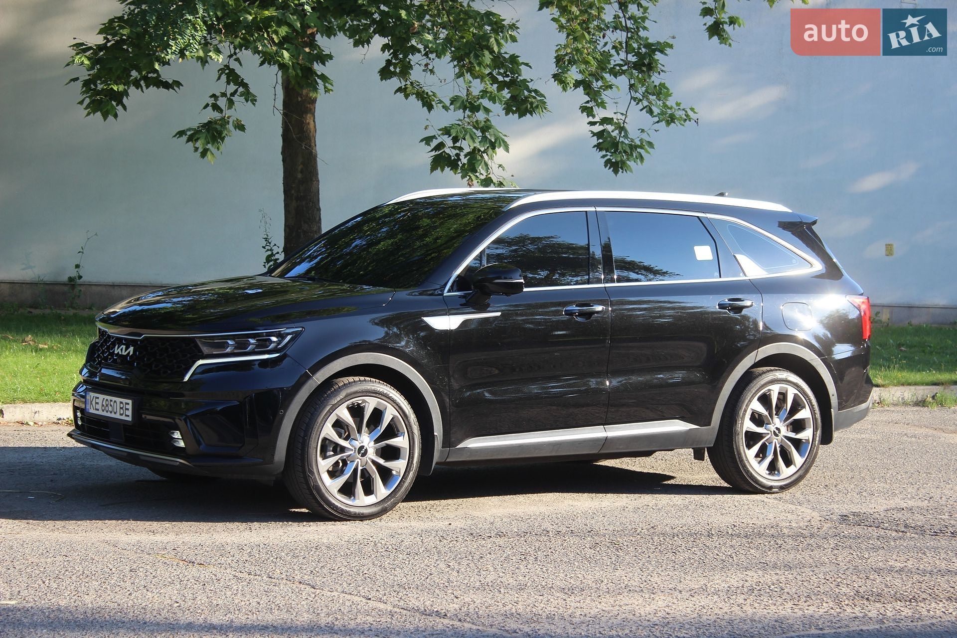 Kia Sorento 2022 VIN KNARK81BHPA198462 фото оголошення 2 з 80