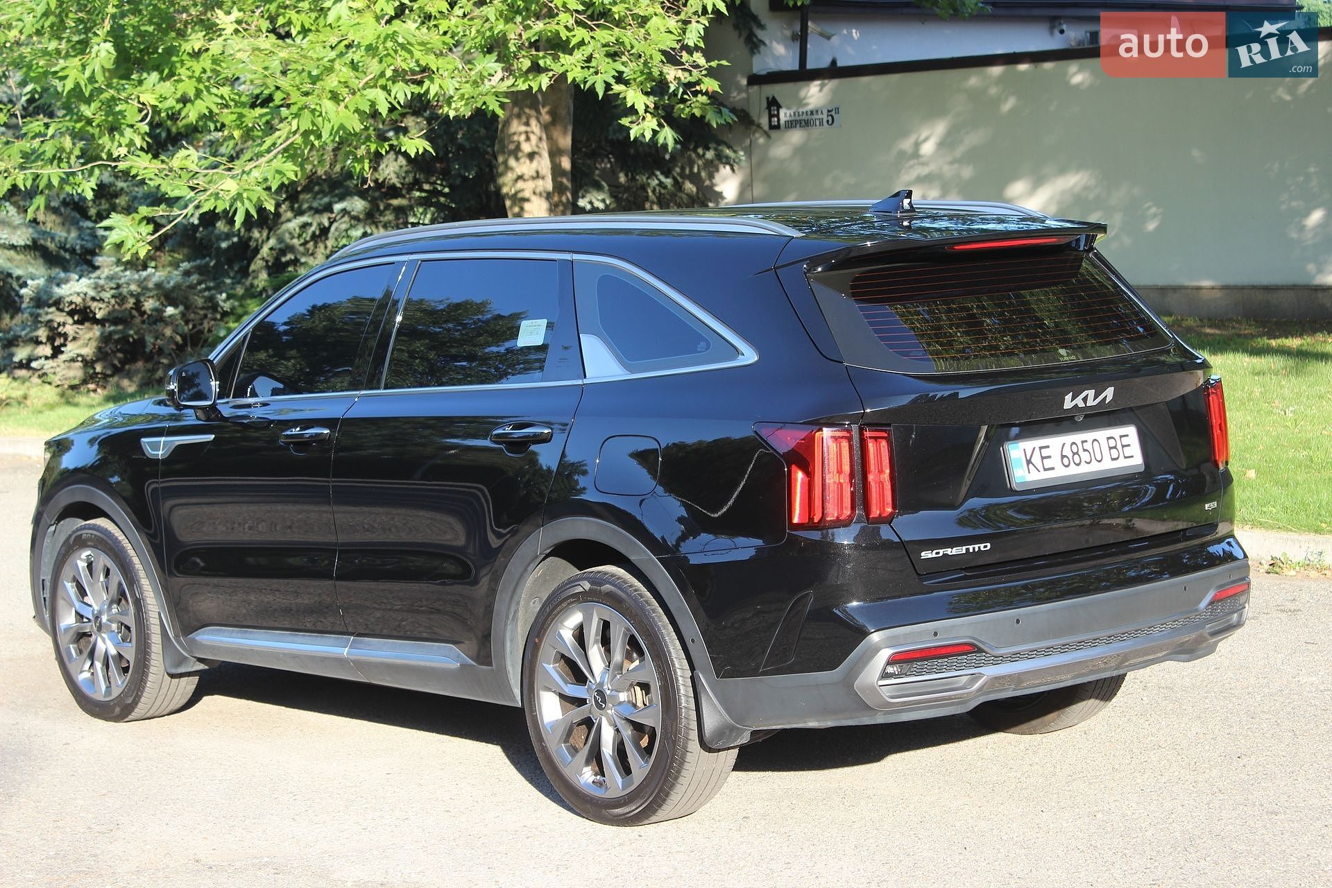 Kia Sorento 2022 VIN KNARK81BHPA198462 фото оголошення 9 з 80