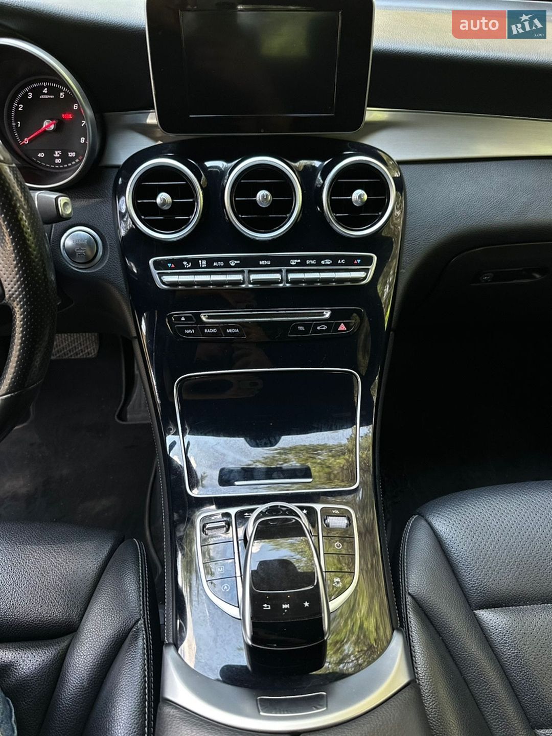 Mercedes-Benz GLC-Class 2017 VIN WDC0G4JB3HF128237 фото оголошення 6 з 20