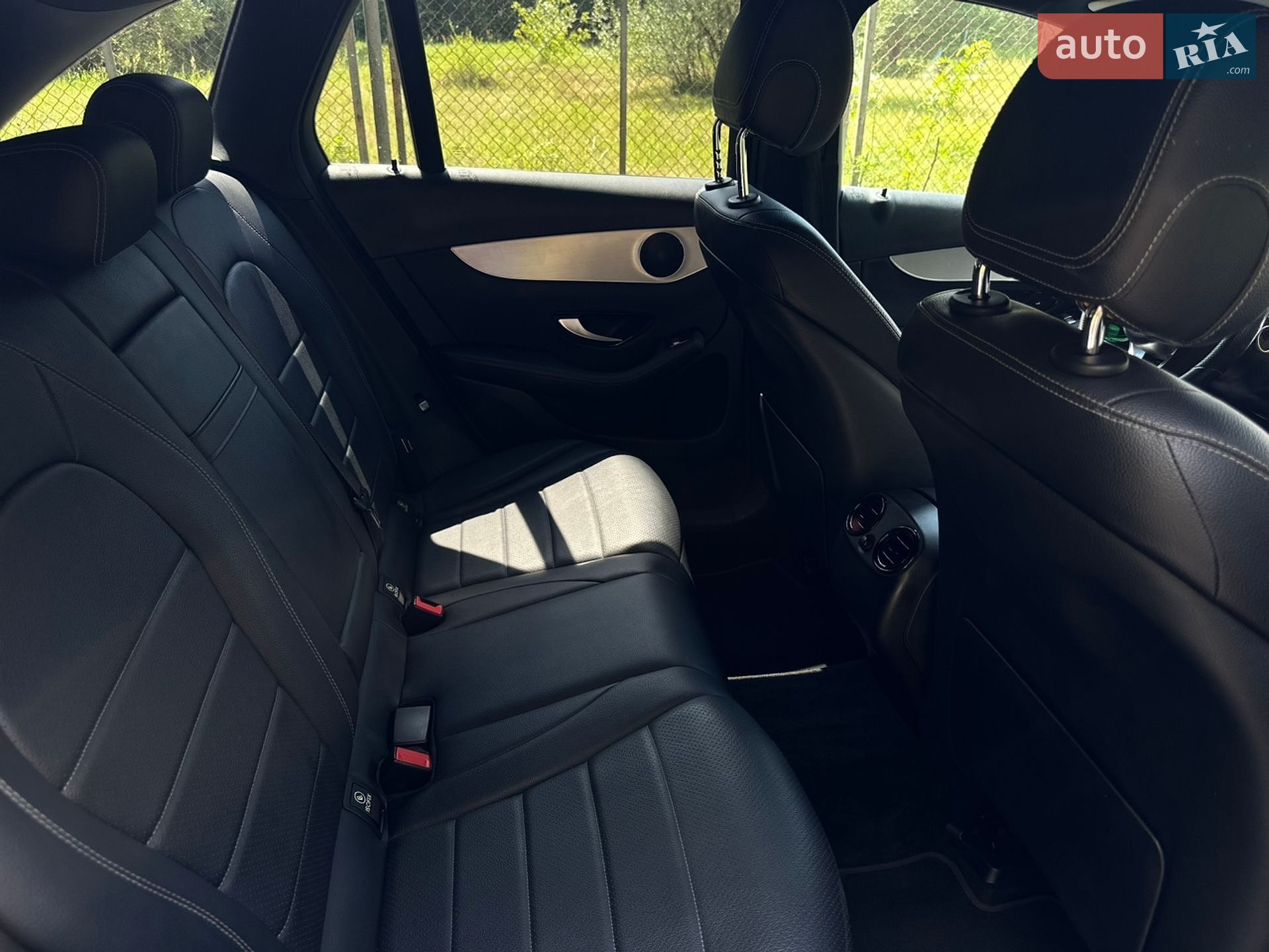 Mercedes-Benz GLC-Class 2017 VIN WDC0G4JB3HF128237 фото оголошення 9 з 20