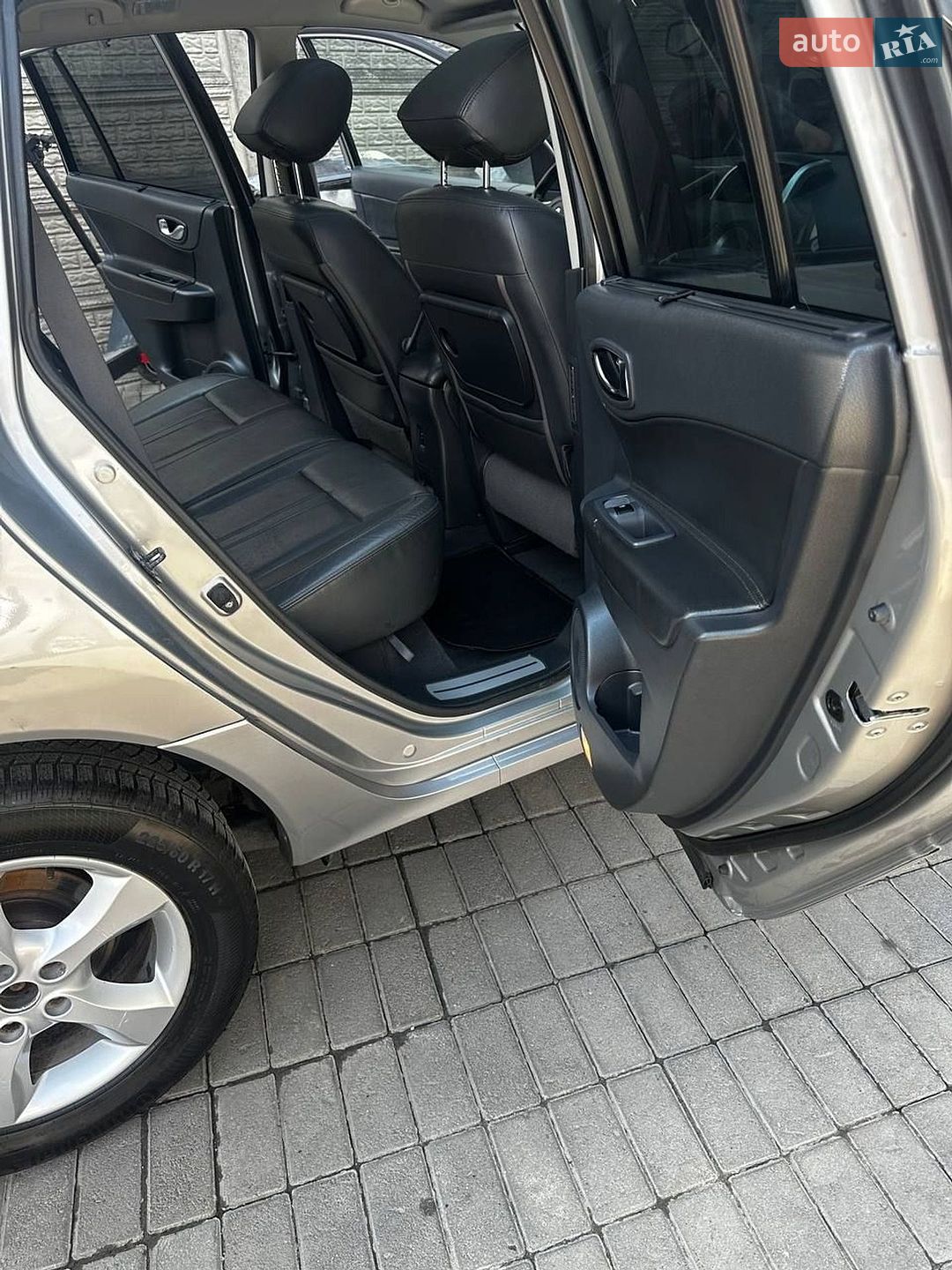 Renault Koleos 2009 VIN VF1VY0C0NUC270610 фото оголошення 31 з 32