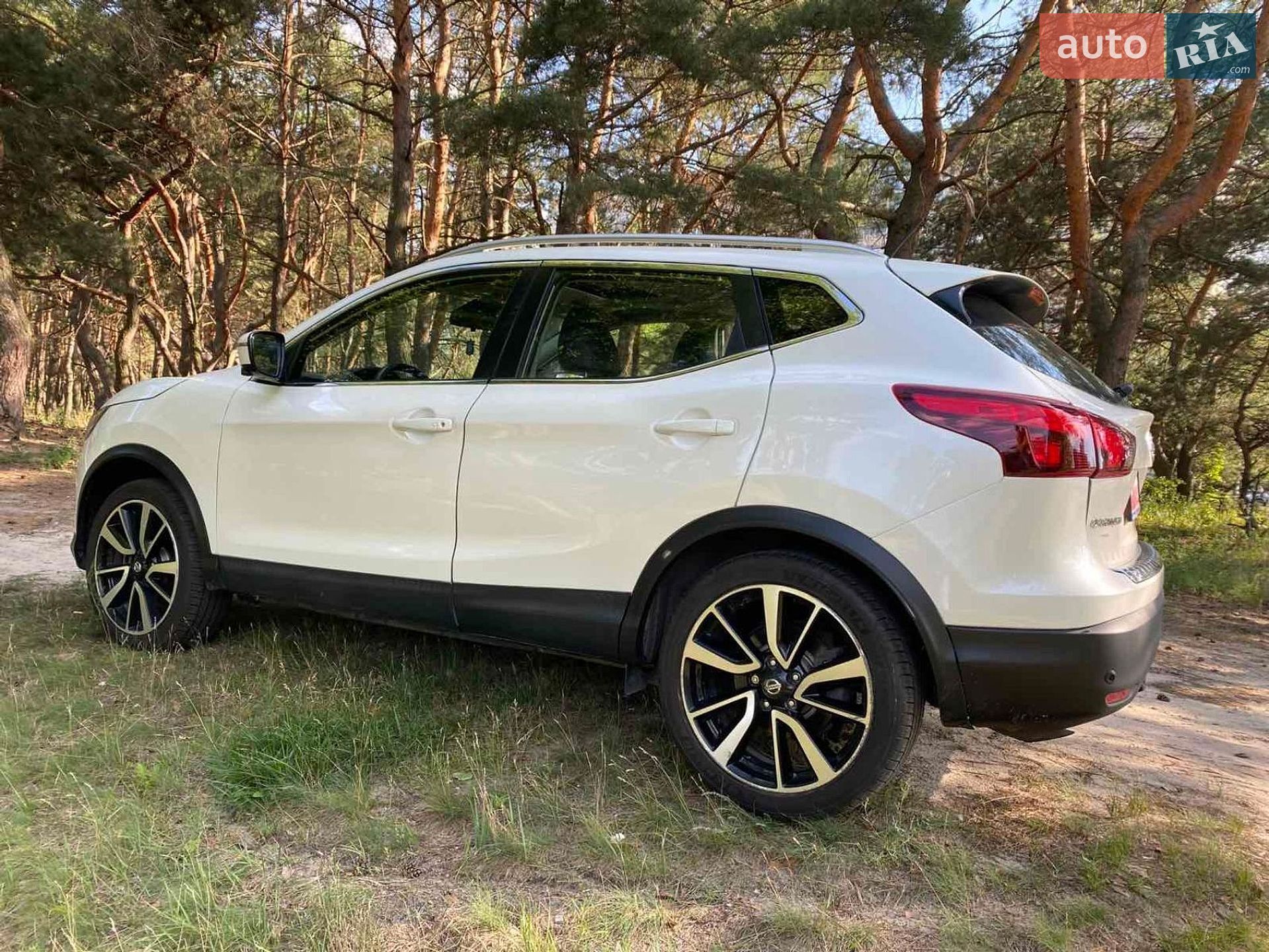 Nissan Rogue Sport 2018 VIN JN1BJ1CRXKW317700 фото оголошення 6 з 42