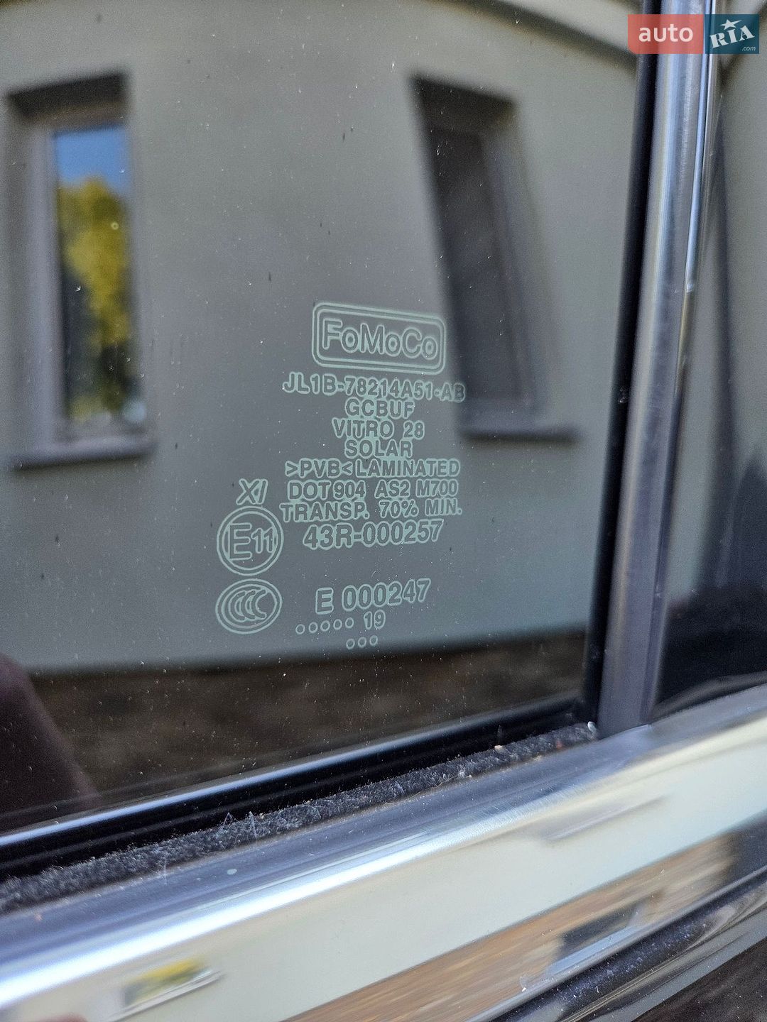 Lincoln Navigator 2019 VIN 5LMJJ2HT3KEL14607 фото оголошення 79 з 100