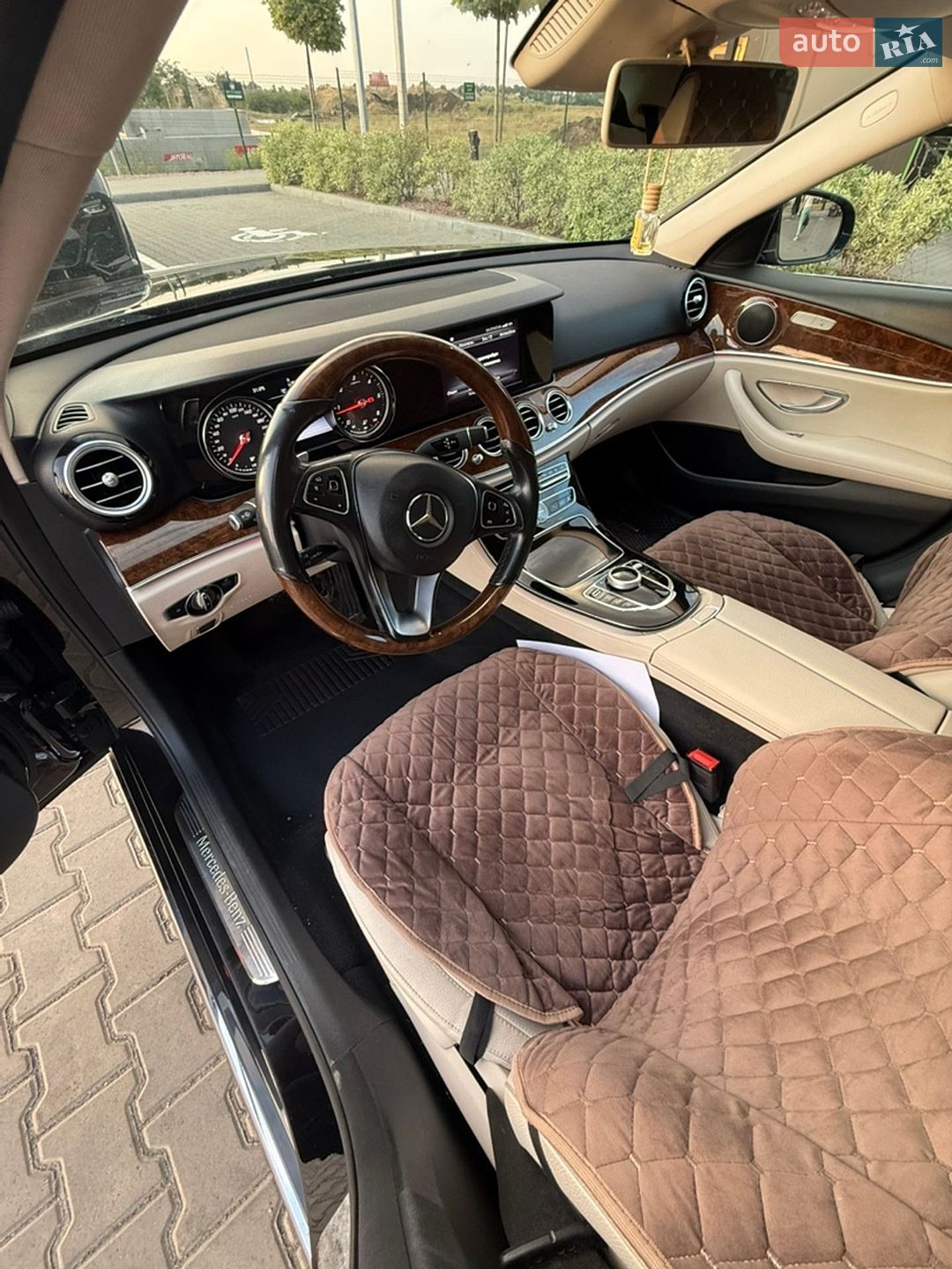 Mercedes-Benz E-Class 2016 VIN WDD2130041A002712 фото оголошення 12 з 25