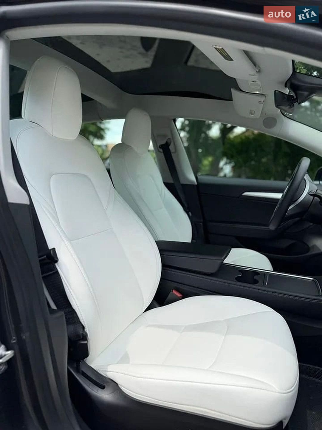Tesla Model 3 2022 VIN 5YJ3E1EB1NF268708 фото оголошення 21 з 21