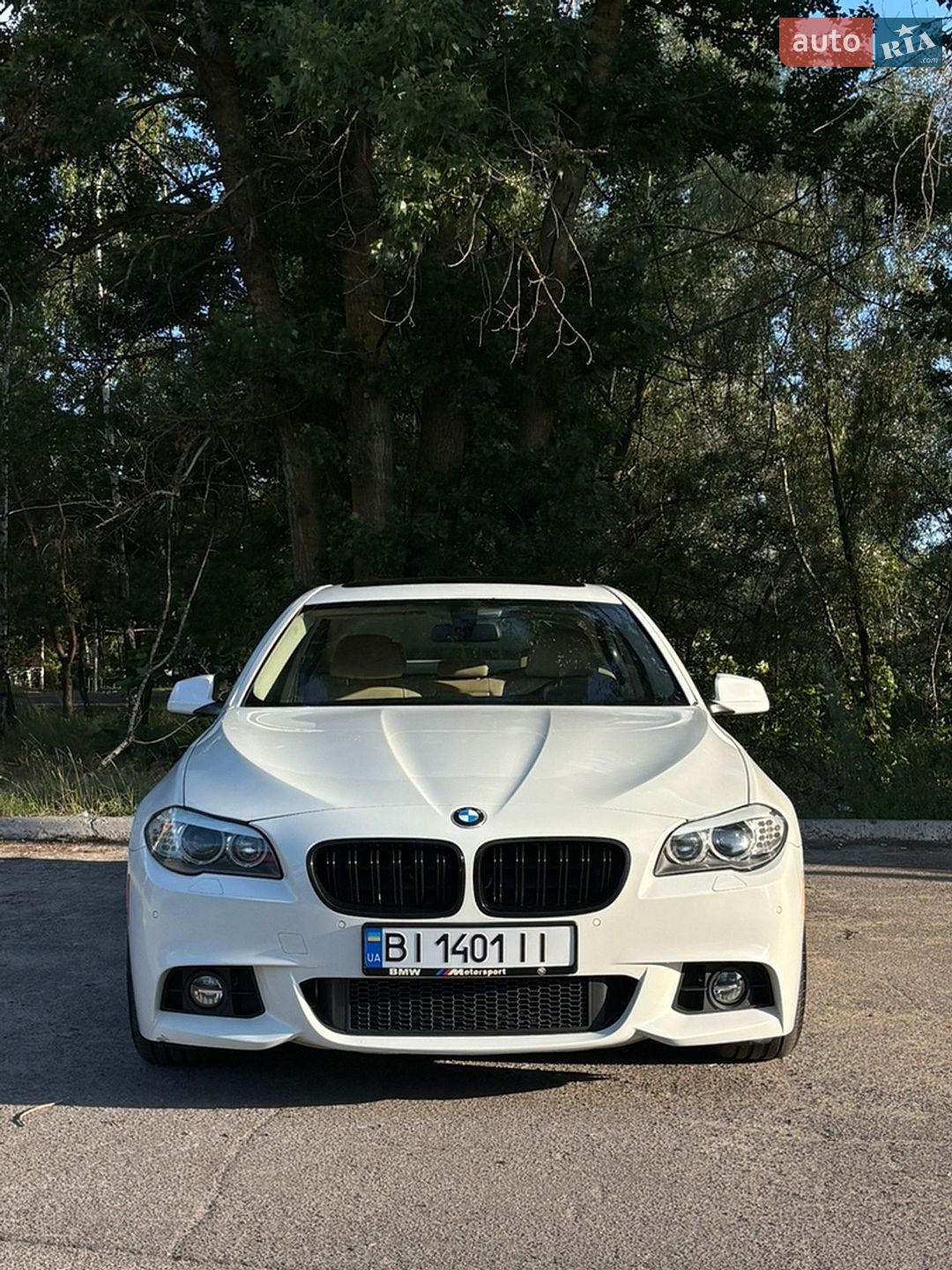 BMW 5 Series 2012 VIN WBAFZ9C54DD090535 фото оголошення 2 з 19