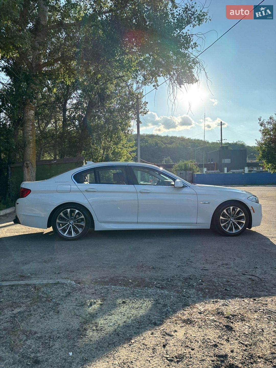 BMW 5 Series 2012 VIN WBAFZ9C54DD090535 фото оголошення 6 з 19