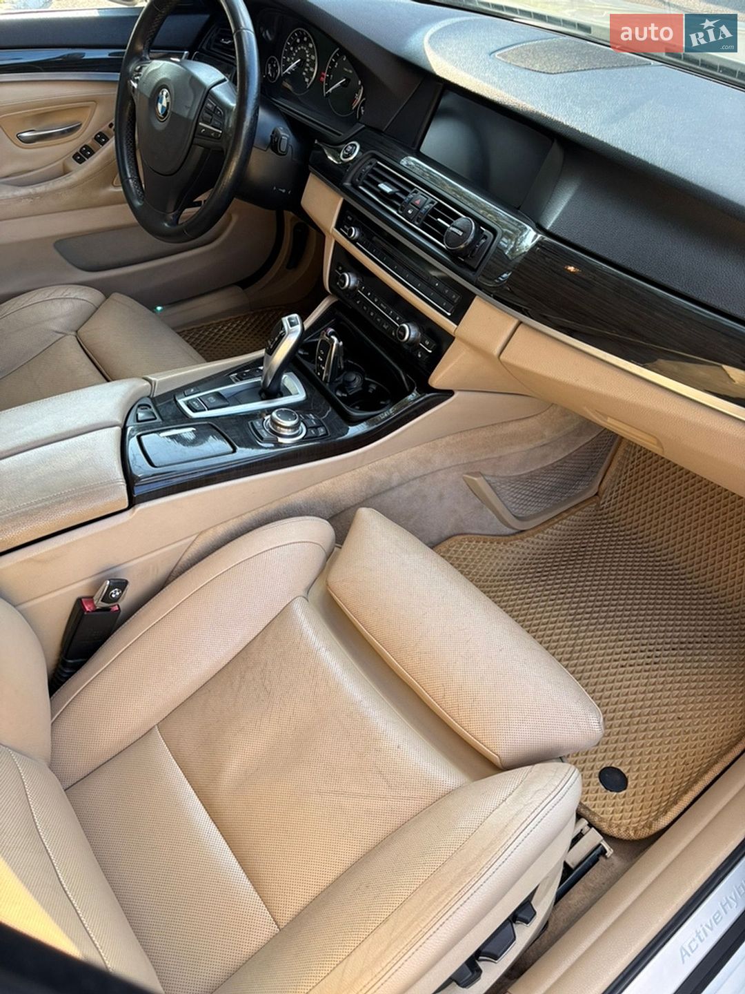 BMW 5 Series 2012 VIN WBAFZ9C54DD090535 фото оголошення 11 з 19