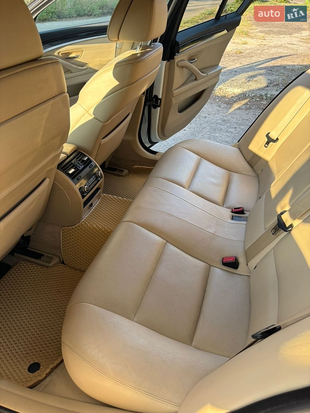 BMW 5 Series 2012 VIN WBAFZ9C54DD090535 фото оголошення 13 з 19
