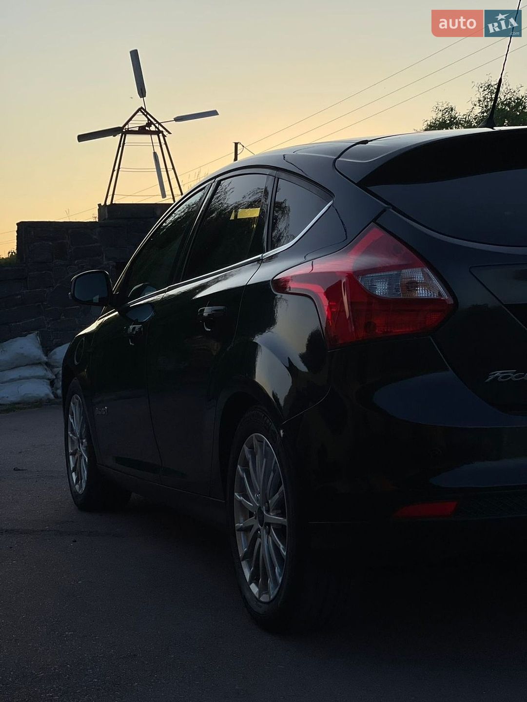 Ford Focus 2013 VIN WF0KXXGCBEDC79918 фото оголошення 16 з 35