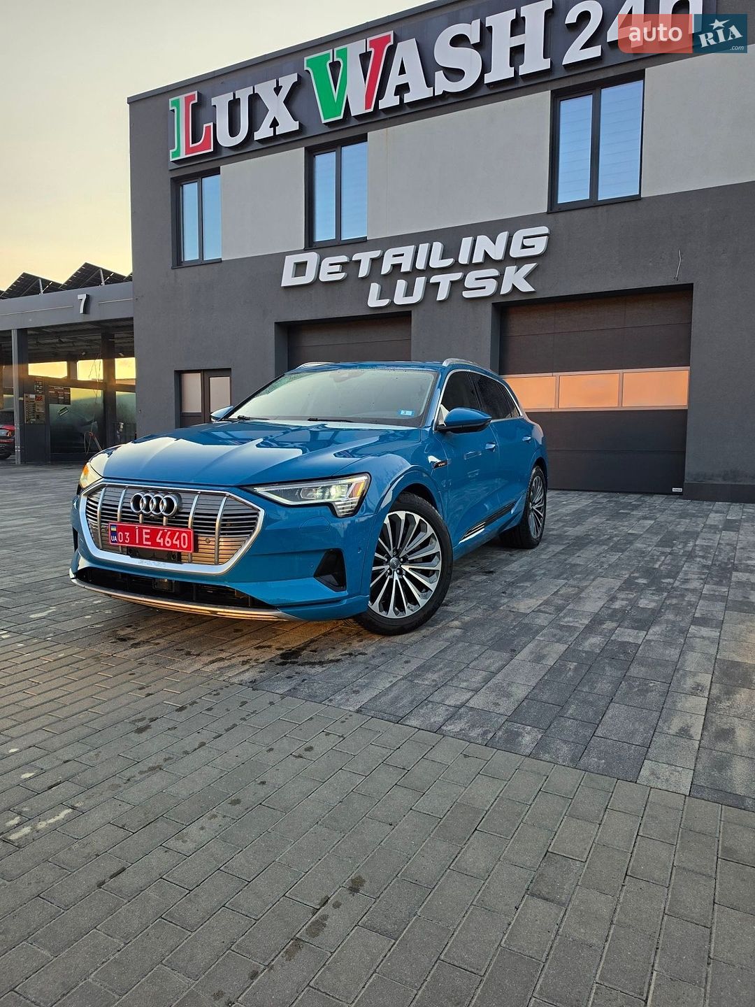 Audi e-tron 2019 VIN WA1VABGE4KB012072 фото оголошення 33 з 36