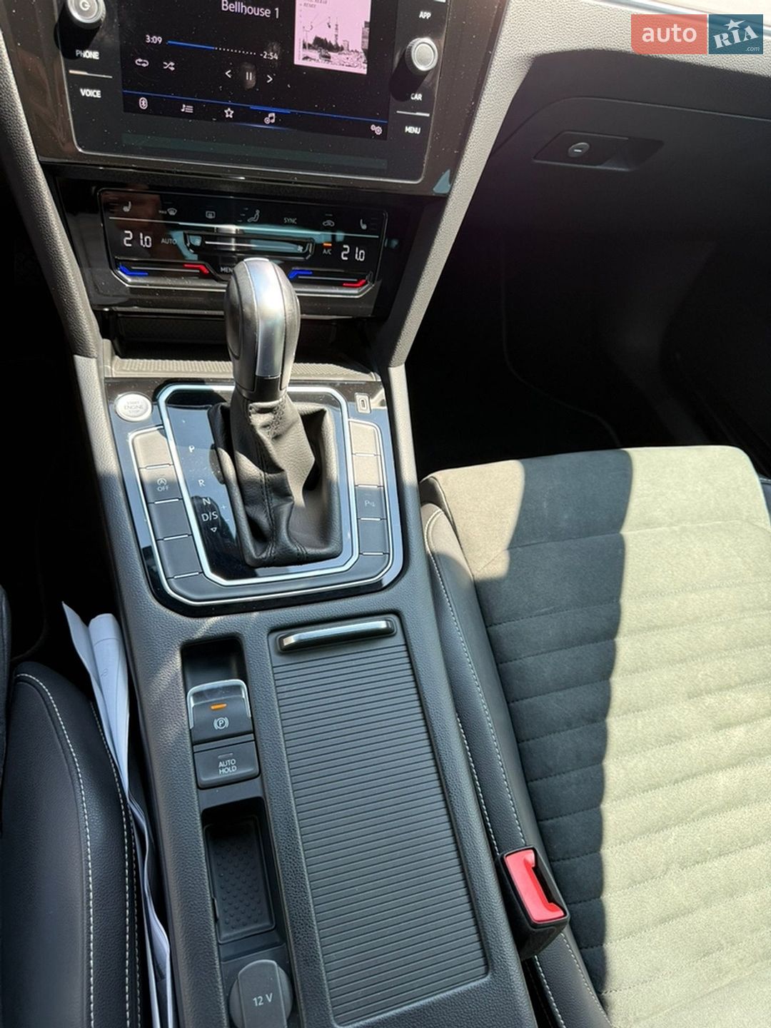 Volkswagen Passat 2021 VIN WVWZZZ3CZME132143 фото оголошення 8 з 15