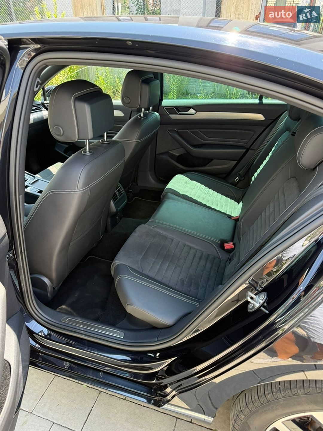 Volkswagen Passat 2021 VIN WVWZZZ3CZME132143 фото оголошення 10 з 15