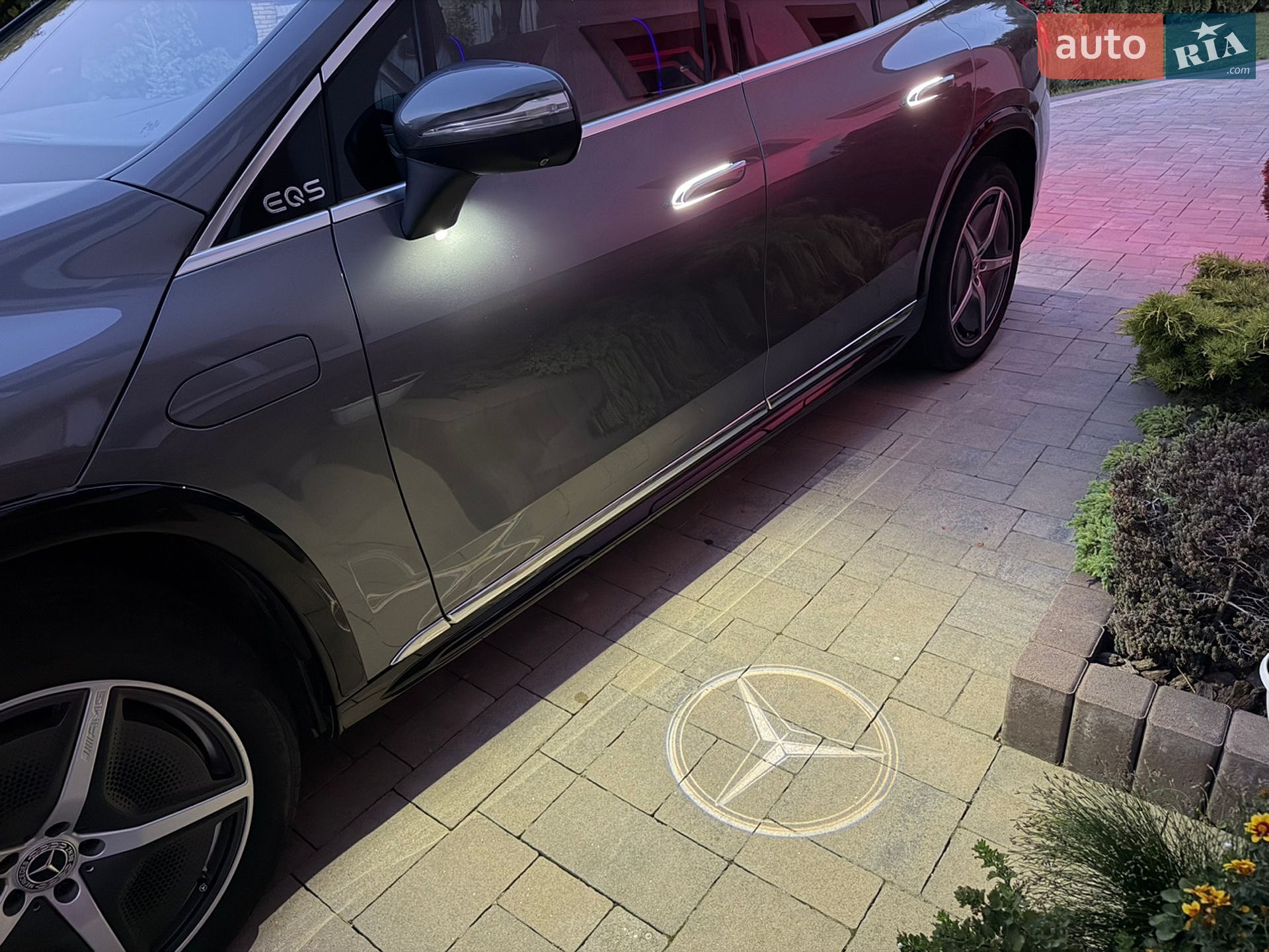 Mercedes-Benz EQS SUV 2023 VIN 4JGDM4EB8PA015692 фото оголошення 20 з 43
