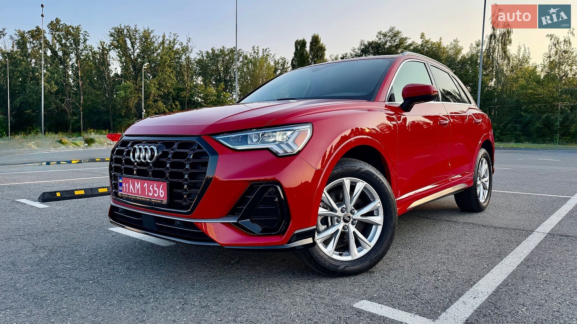 Audi Q3 2021 VIN WA1EECF31M1117235 фото оголошення 2 з 48