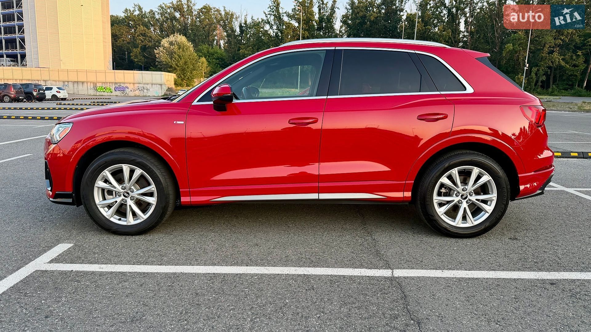 Audi Q3 2021 VIN WA1EECF31M1117235 фото оголошення 13 з 48