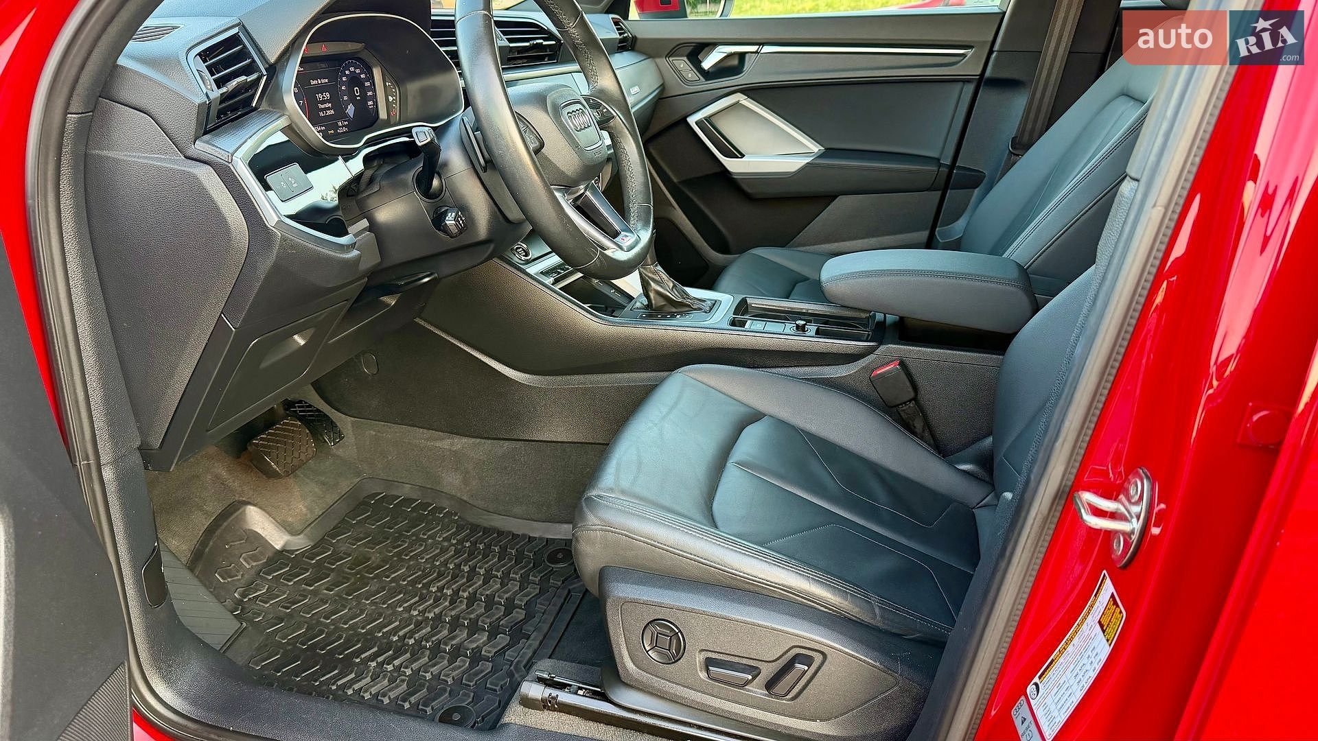 Audi Q3 2021 VIN WA1EECF31M1117235 фото оголошення 15 з 48