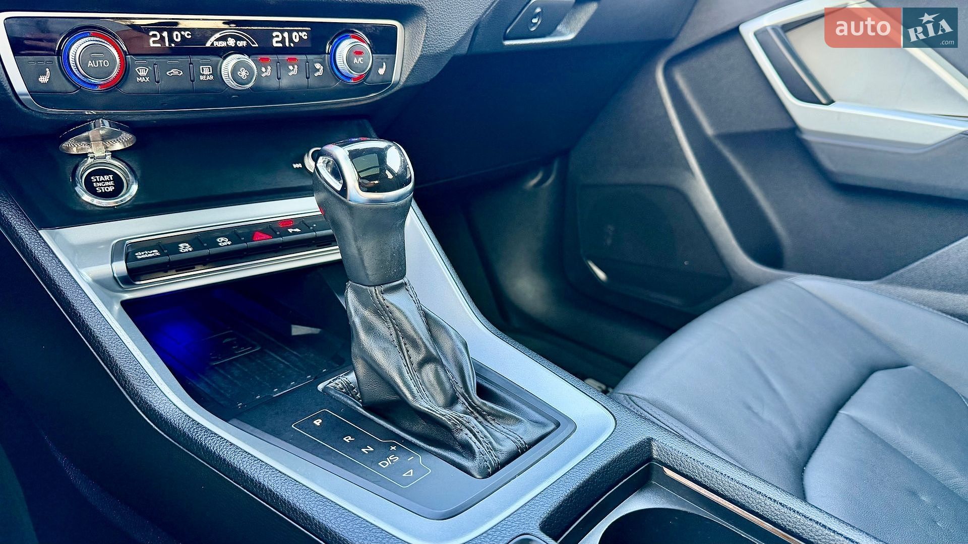 Audi Q3 2021 VIN WA1EECF31M1117235 фото оголошення 29 з 48