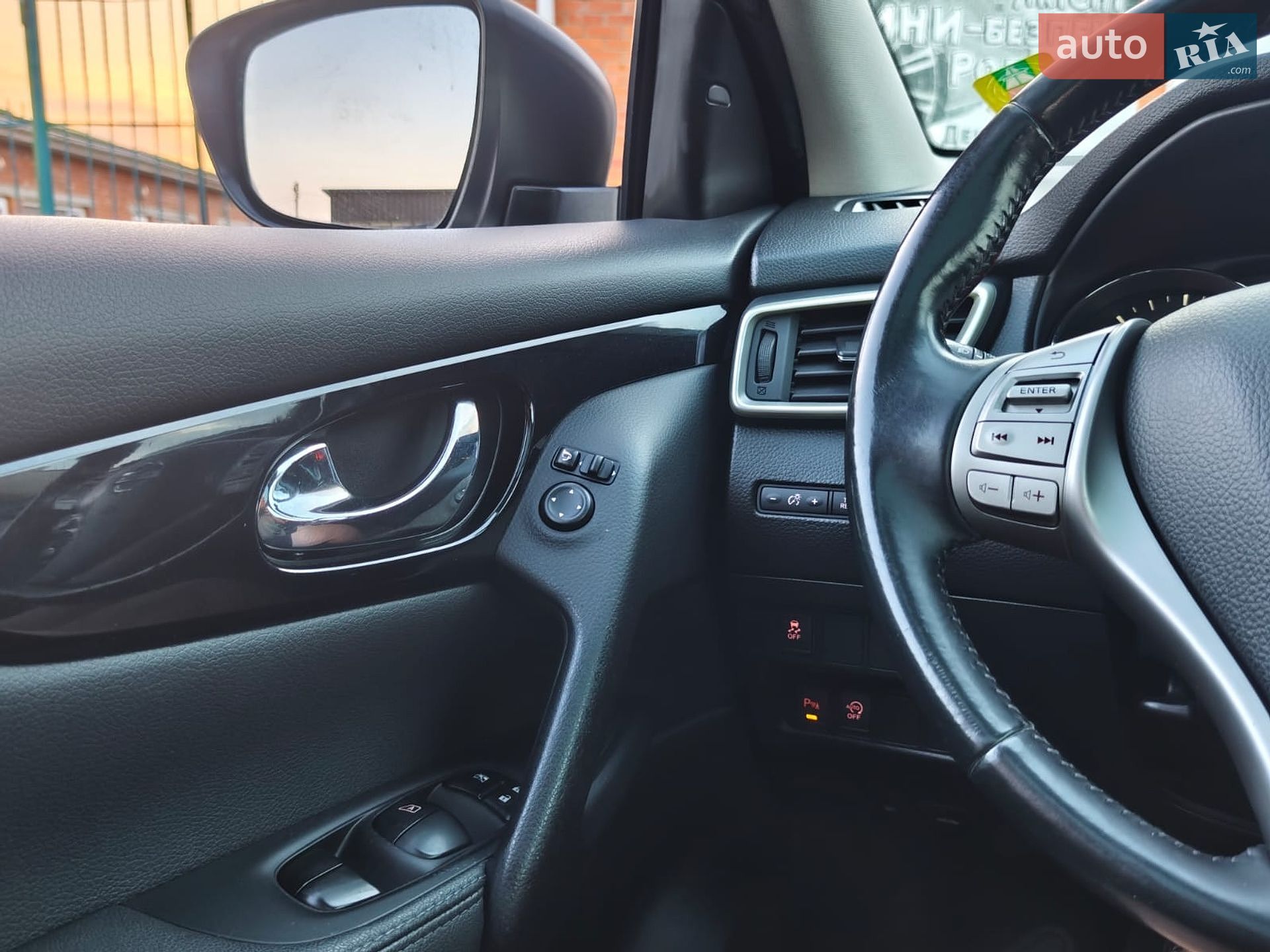 Nissan Qashqai 2013 VIN SJNFAAJ11U1001063 фото оголошення 9 з 61