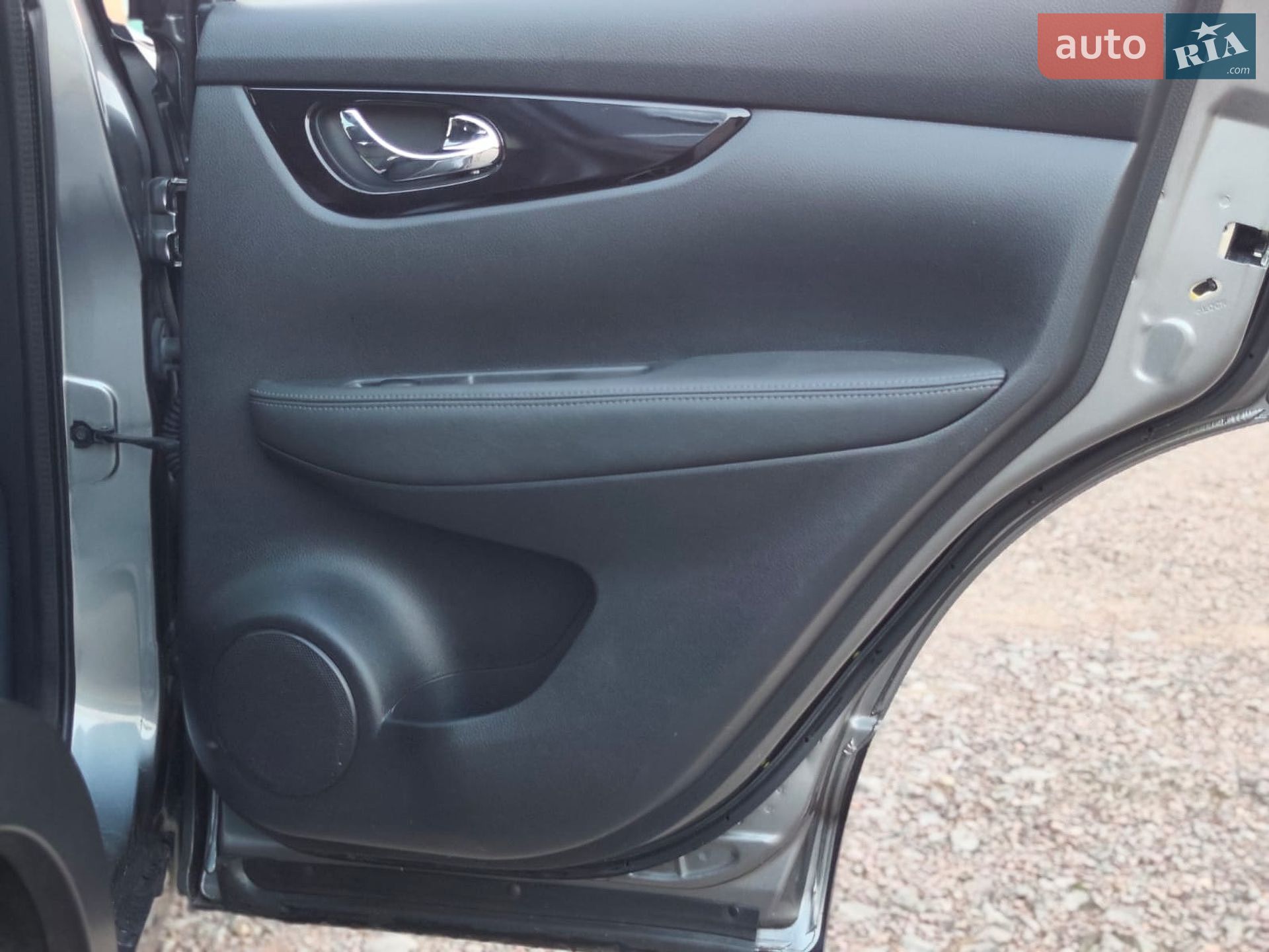 Nissan Qashqai 2013 VIN SJNFAAJ11U1001063 фото оголошення 16 з 61