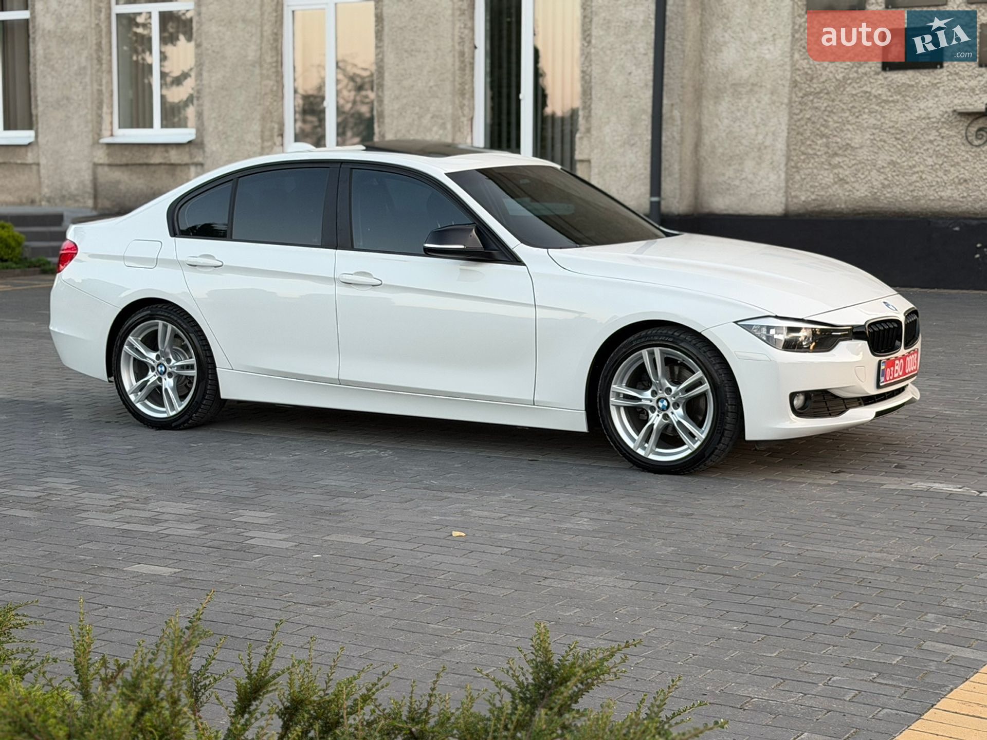 BMW 3 Series 2013 VIN WBA3D5C59EKX98013 фото оголошення 5 з 35