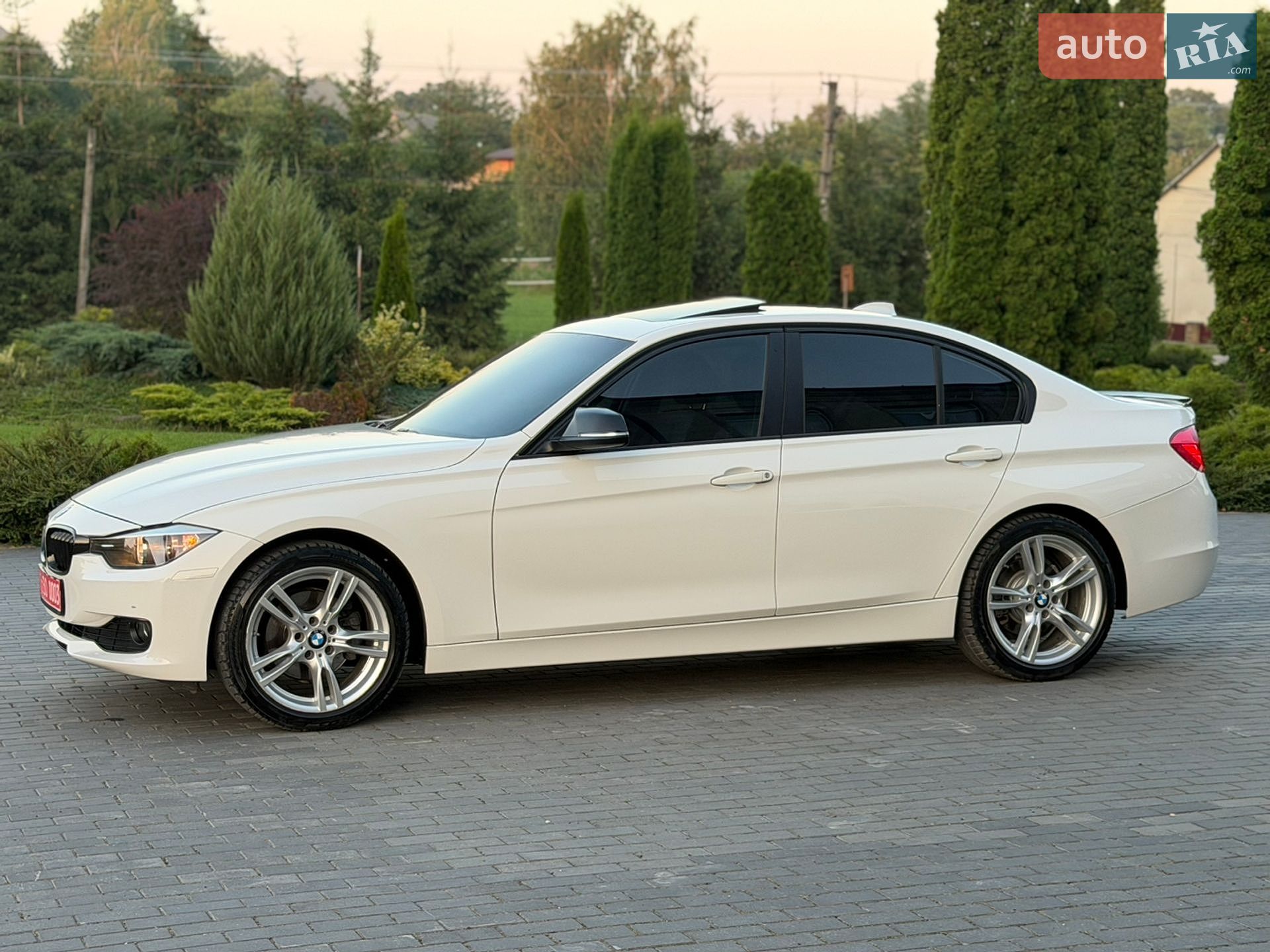 BMW 3 Series 2013 VIN WBA3D5C59EKX98013 фото оголошення 12 з 35