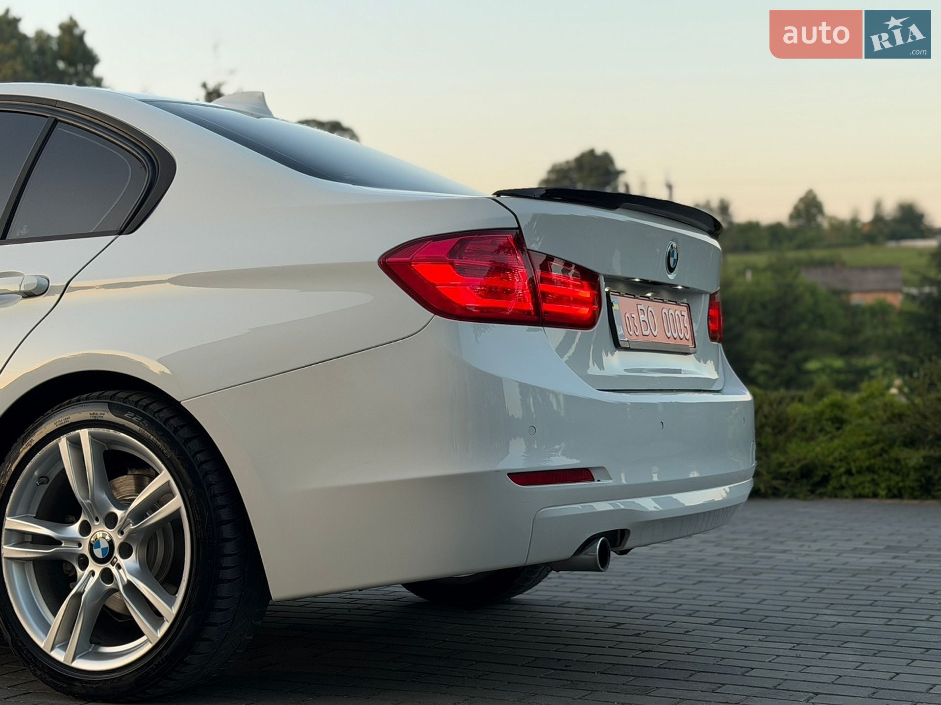 BMW 3 Series 2013 VIN WBA3D5C59EKX98013 фото оголошення 15 з 35
