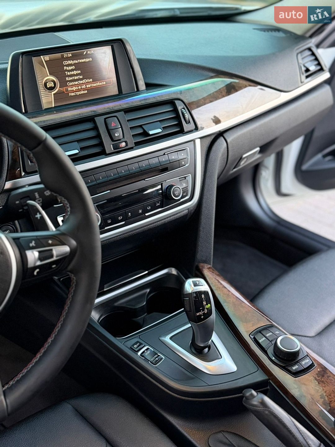 BMW 3 Series 2013 VIN WBA3D5C59EKX98013 фото оголошення 29 з 35