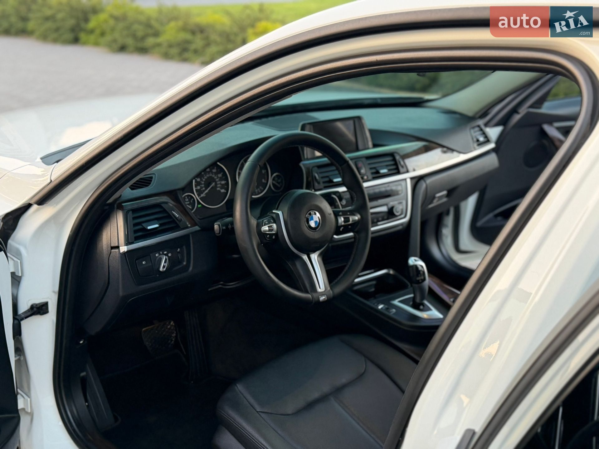 BMW 3 Series 2013 VIN WBA3D5C59EKX98013 фото оголошення 33 з 35