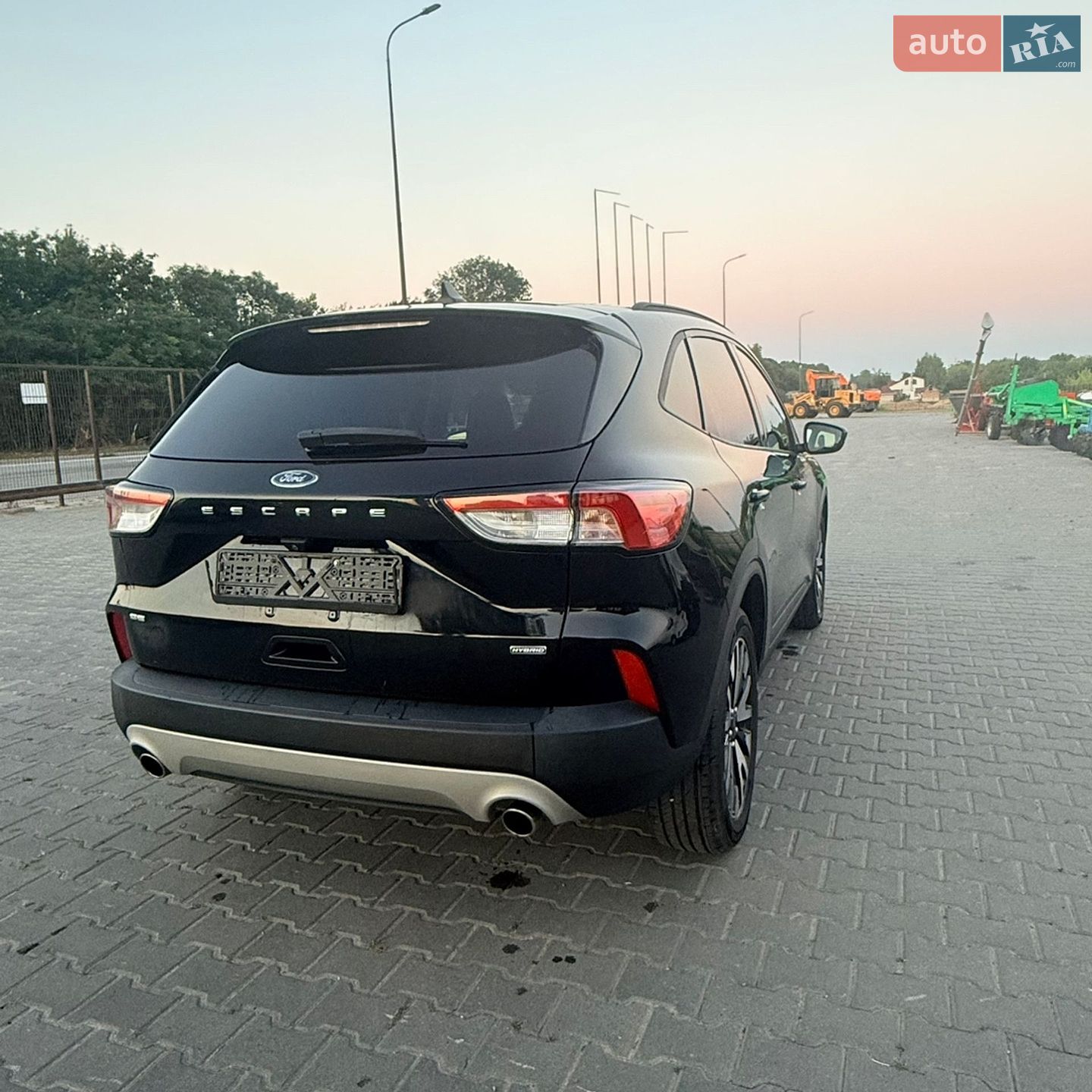 Ford Escape 2020 VIN 1FMCU0BZ3LUC18939 фото оголошення 8 з 43