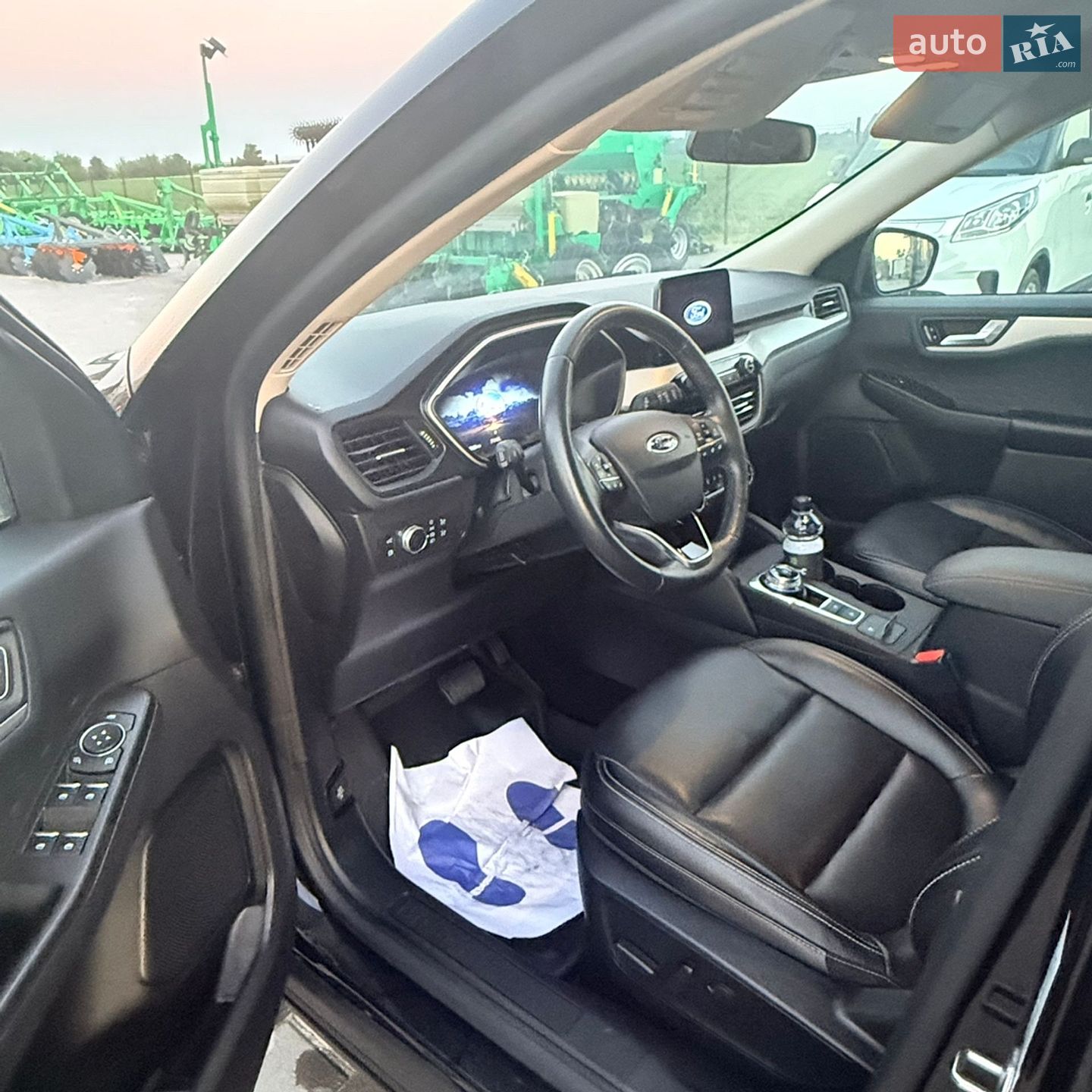 Ford Escape 2020 VIN 1FMCU0BZ3LUC18939 фото оголошення 16 з 43