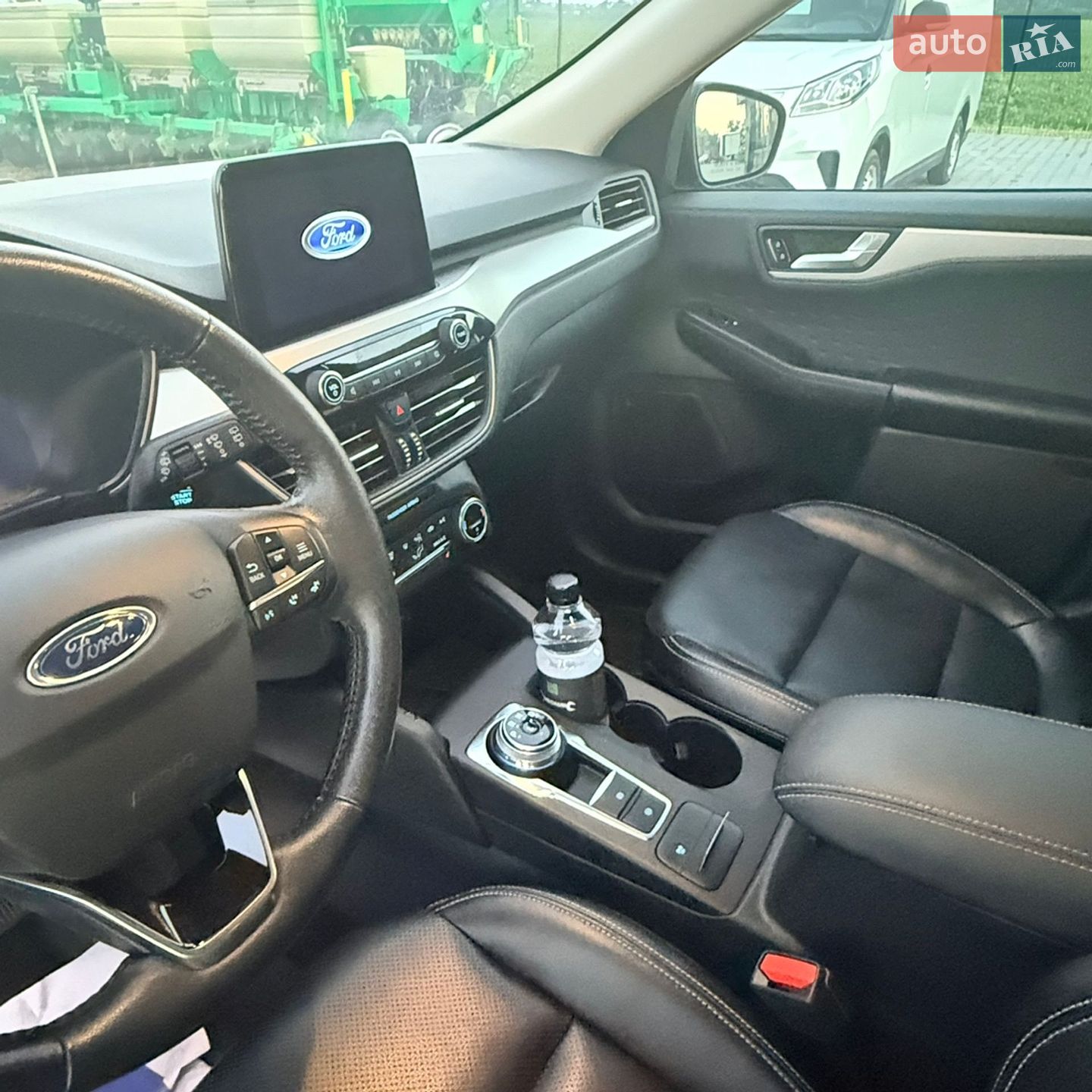 Ford Escape 2020 VIN 1FMCU0BZ3LUC18939 фото оголошення 20 з 43