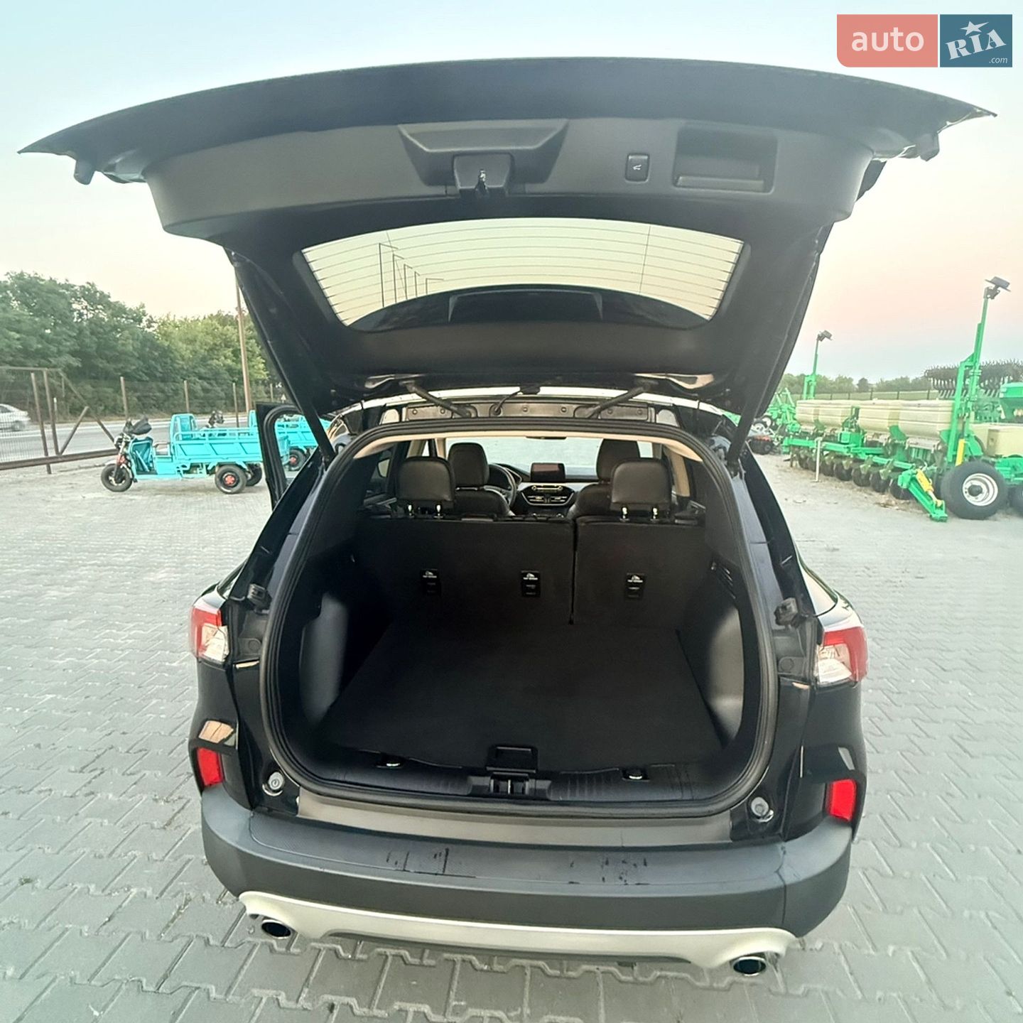 Ford Escape 2020 VIN 1FMCU0BZ3LUC18939 фото оголошення 25 з 43