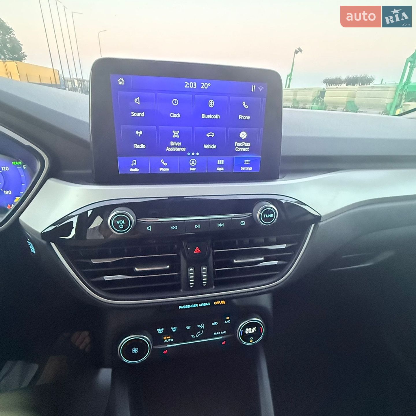 Ford Escape 2020 VIN 1FMCU0BZ3LUC18939 фото оголошення 31 з 43