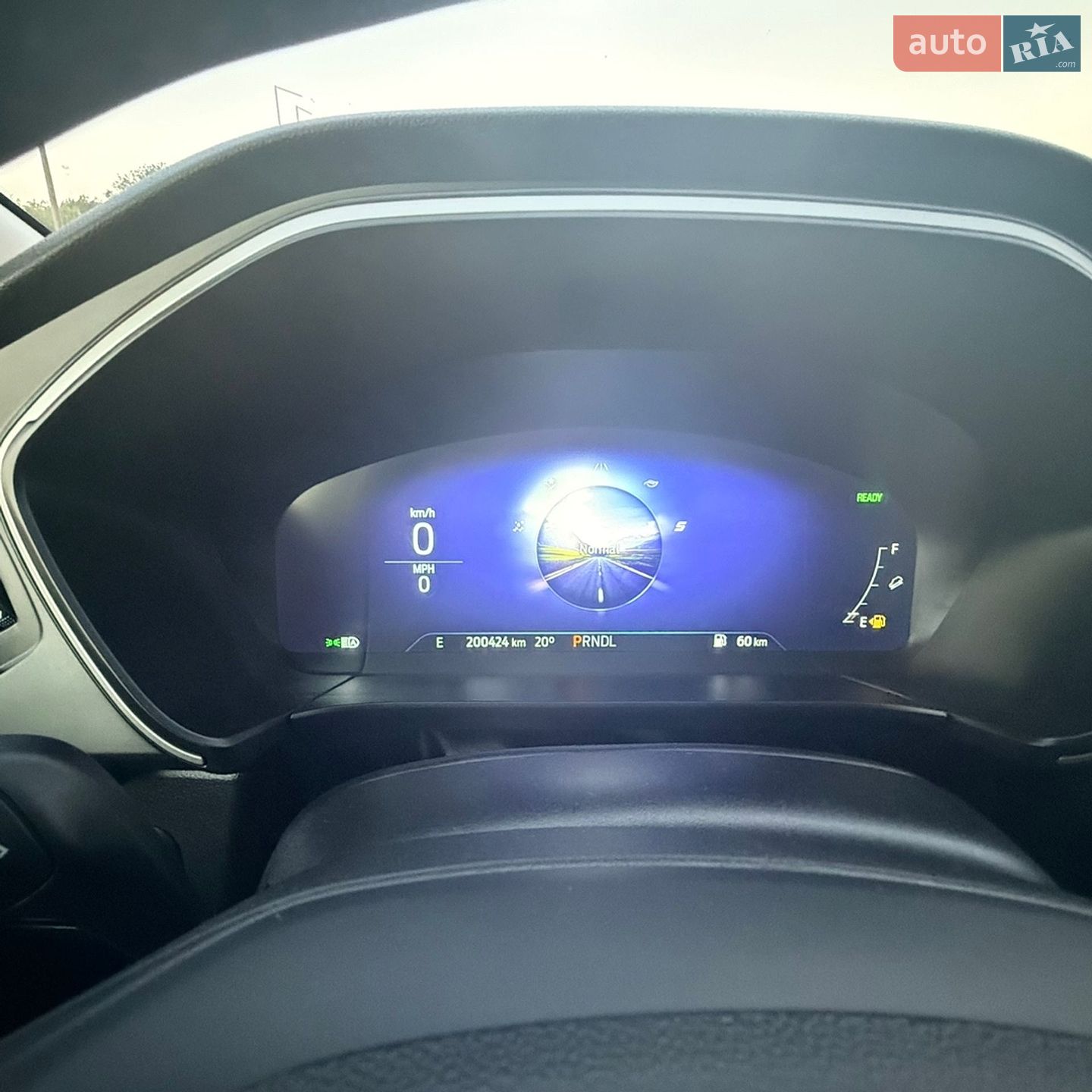 Ford Escape 2020 VIN 1FMCU0BZ3LUC18939 фото оголошення 35 з 43