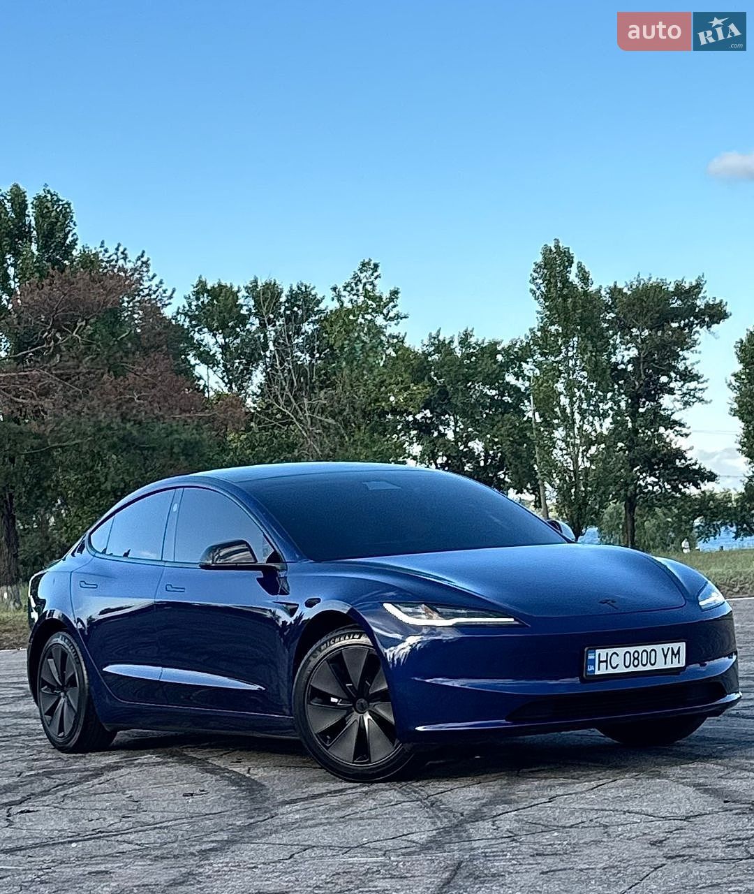 Tesla Model 3 2025 VIN 5YJ3E1EA0SF983837 фото оголошення 3 з 46