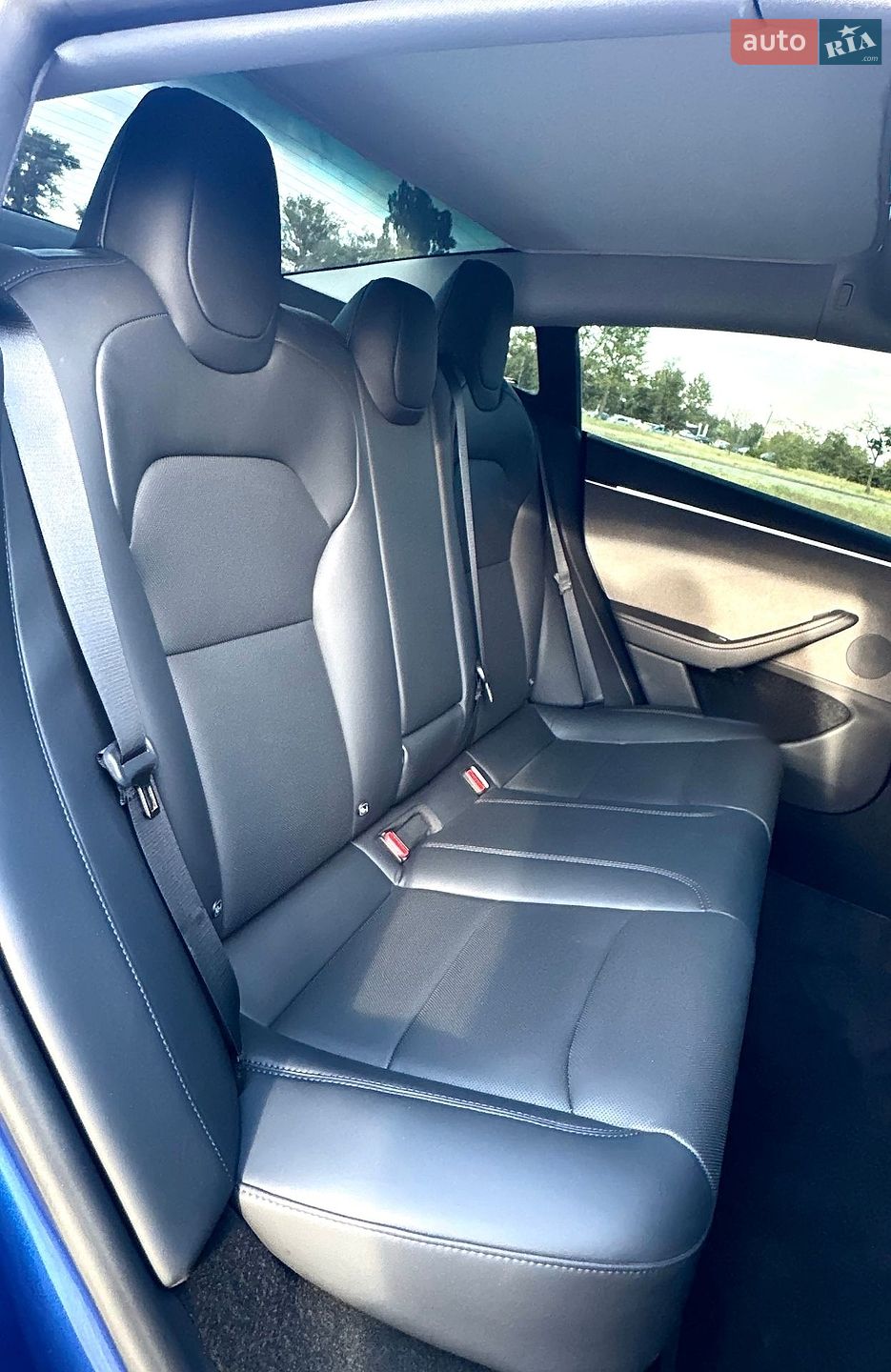 Tesla Model 3 2025 VIN 5YJ3E1EA0SF983837 фото оголошення 38 з 46